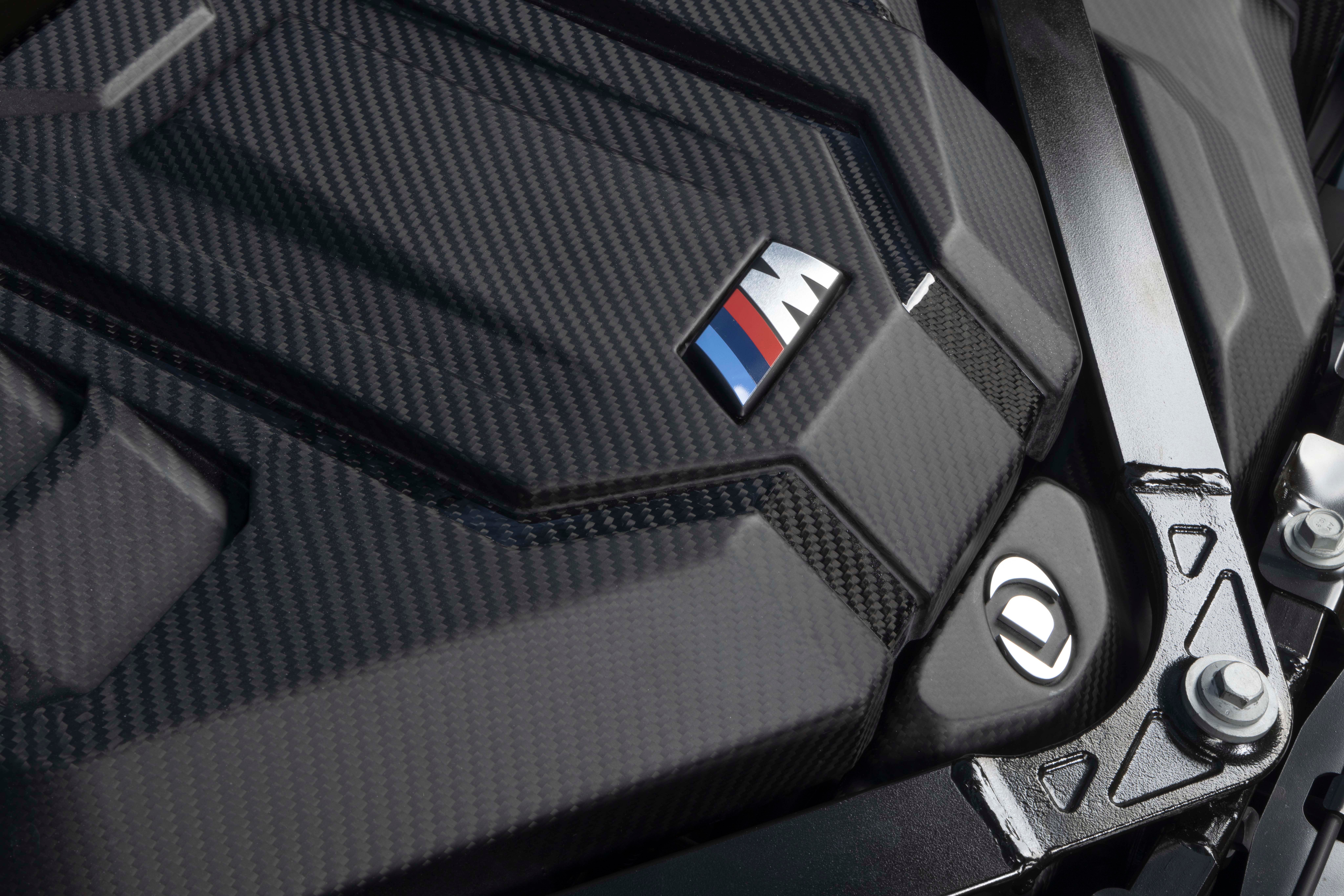 Dinan Carbon Engine Cover BMW M2/M3/M4 G8X