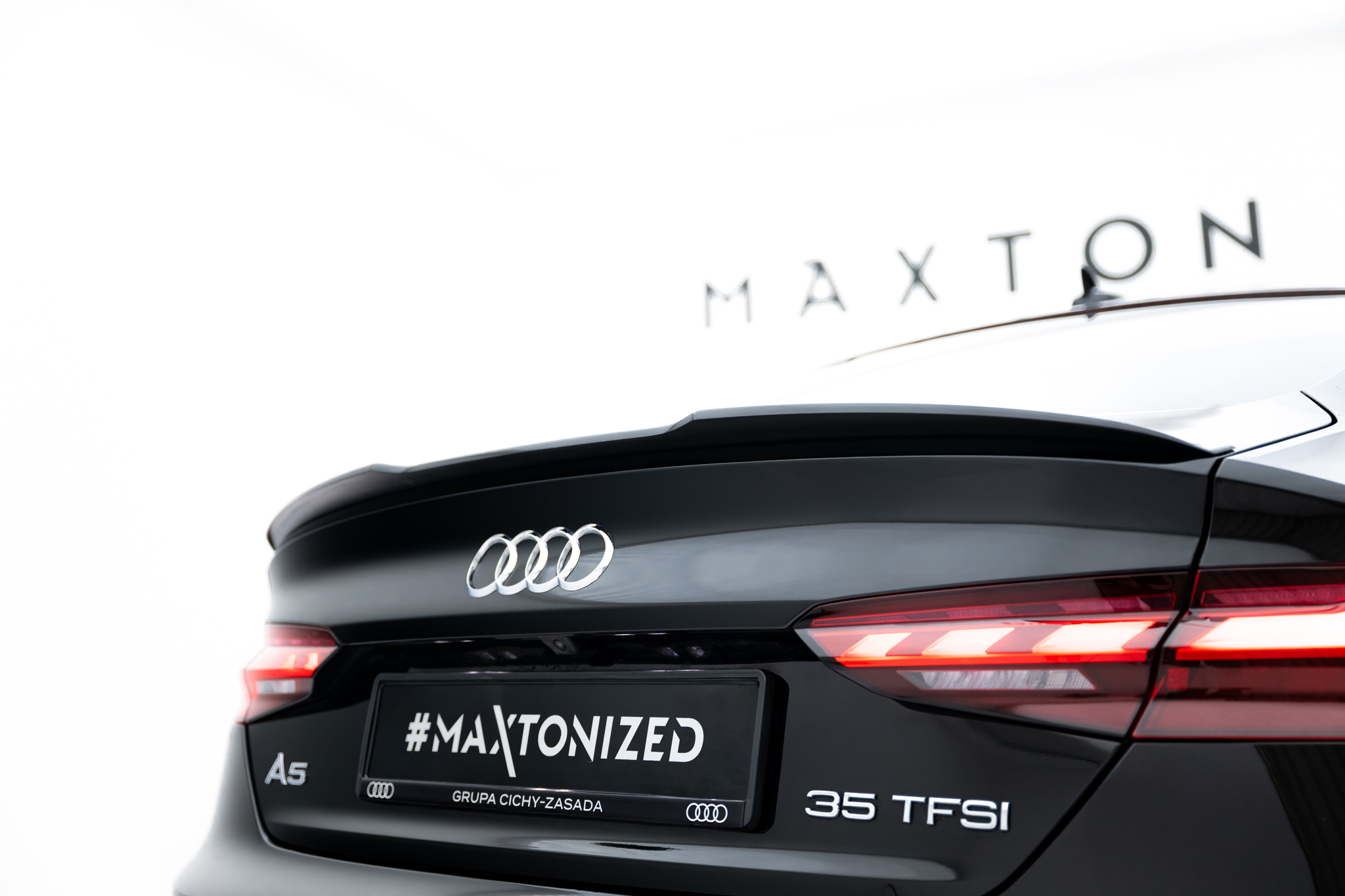 Maxton Spoiler CAP V.1 für Audi A5 F5 Sportback schwarz Hochglanz
