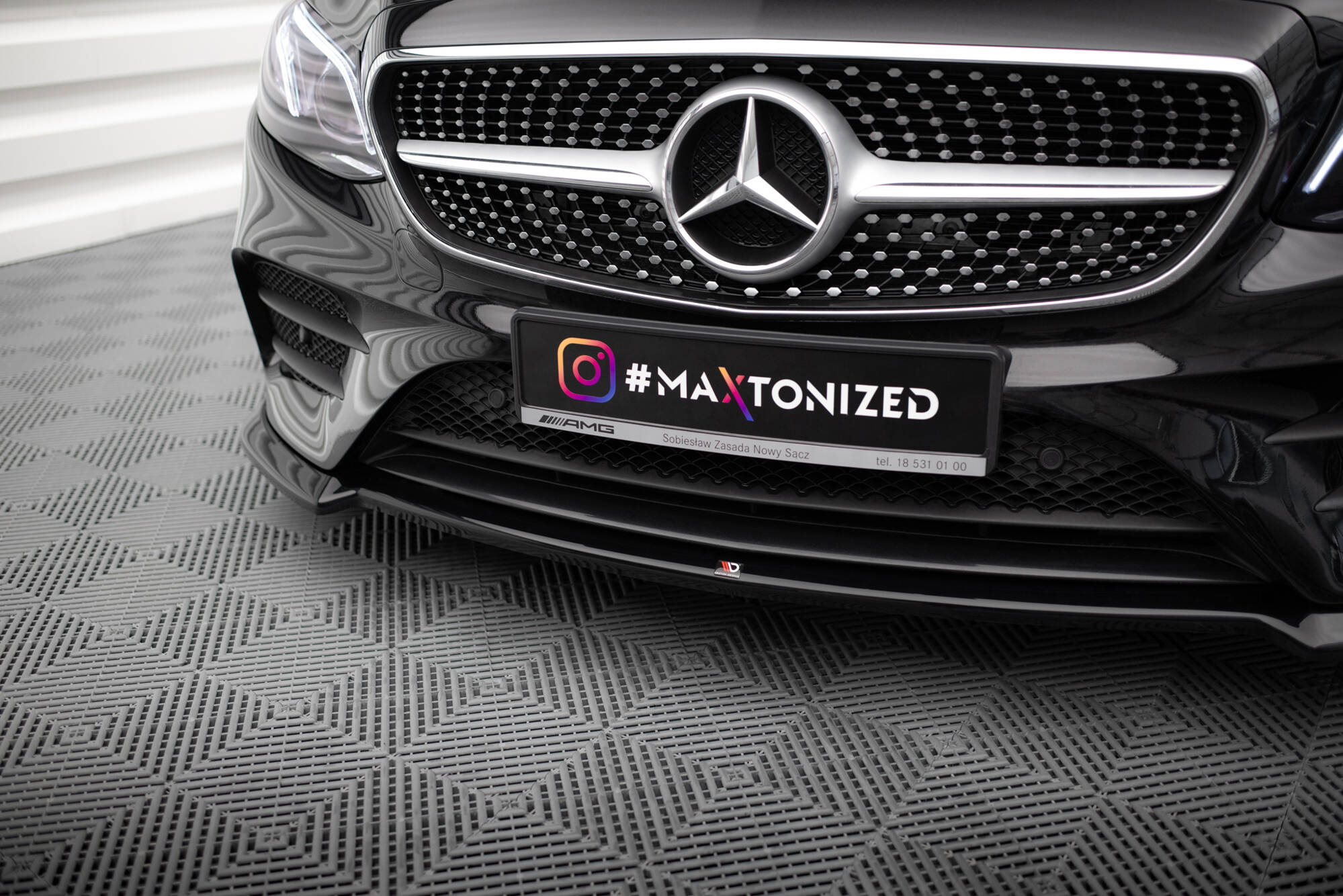 Maxton Front Ansatz V.2 für Mercedes-Benz E-Klasse W213 Coupe (C238) / Cabriolet (A238) AMG-Line / 53 AMG schwarz Hochglanz