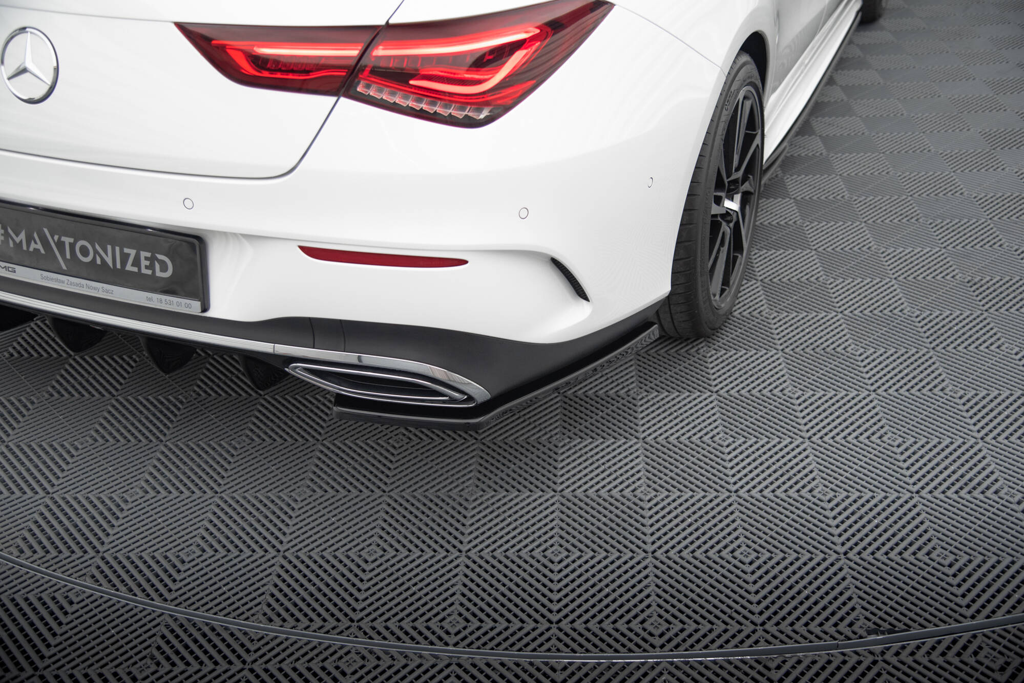 Maxton Heck Ansatz Flaps Diffusor für Mercedes-Benz CLA  AMG-Line X118 schwarz Hochglanz