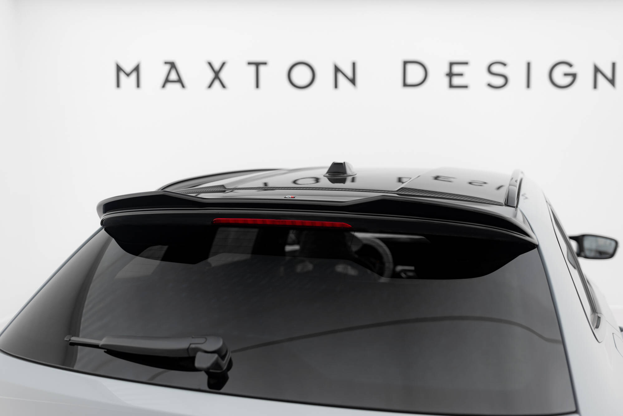 Maxton Spoiler CAP 3D für BMW 3er Standard / M340 / M-Paket / M3 Touring G21 / G81 schwarz Hochglanz