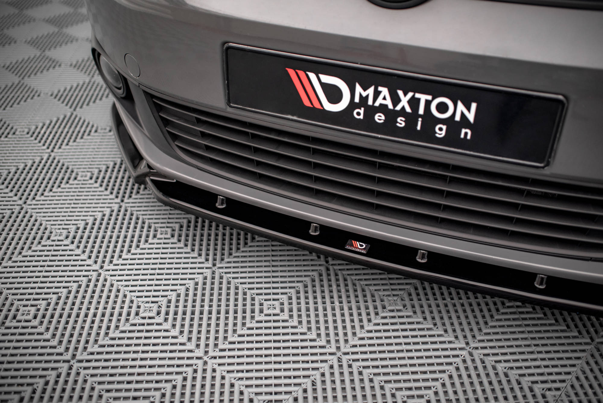 Maxton Front Ansatz für VW Caddy Mk3 Facelift schwarz Hochglanz
