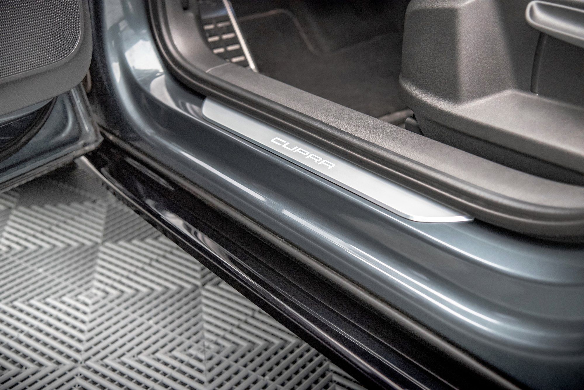 Maxton Seitenschweller Ansatz für Cupra Ateca Mk1 / Mk1 Facelift schwarz Hochglanz