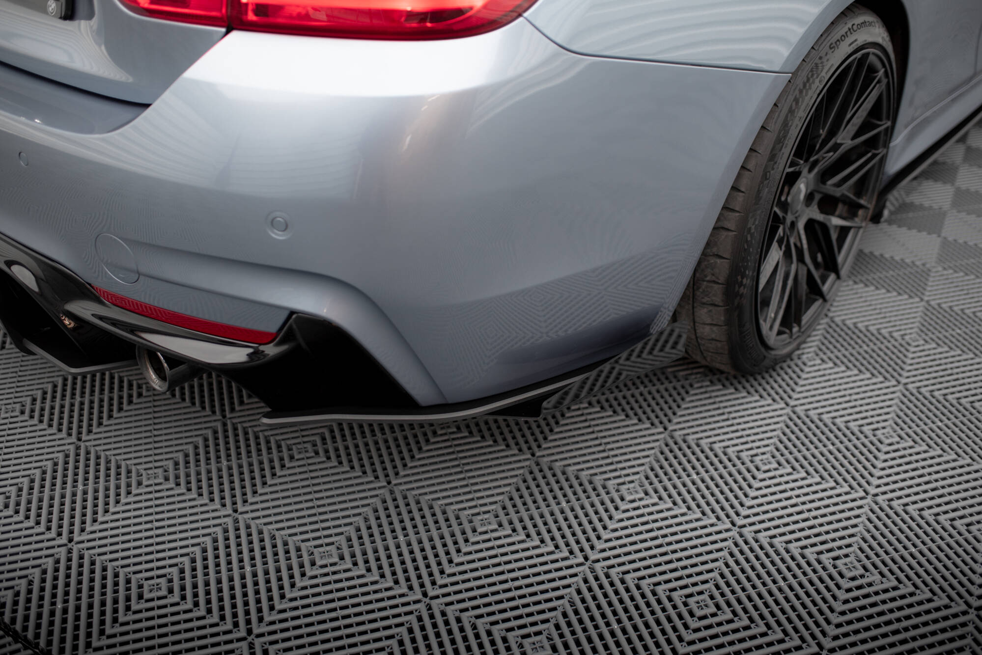 Maxton Street Pro Heck Ansatz Flaps Diffusor + Flaps für BMW 4er35i Coupe M-Paket F32 schwarz Hochglanz