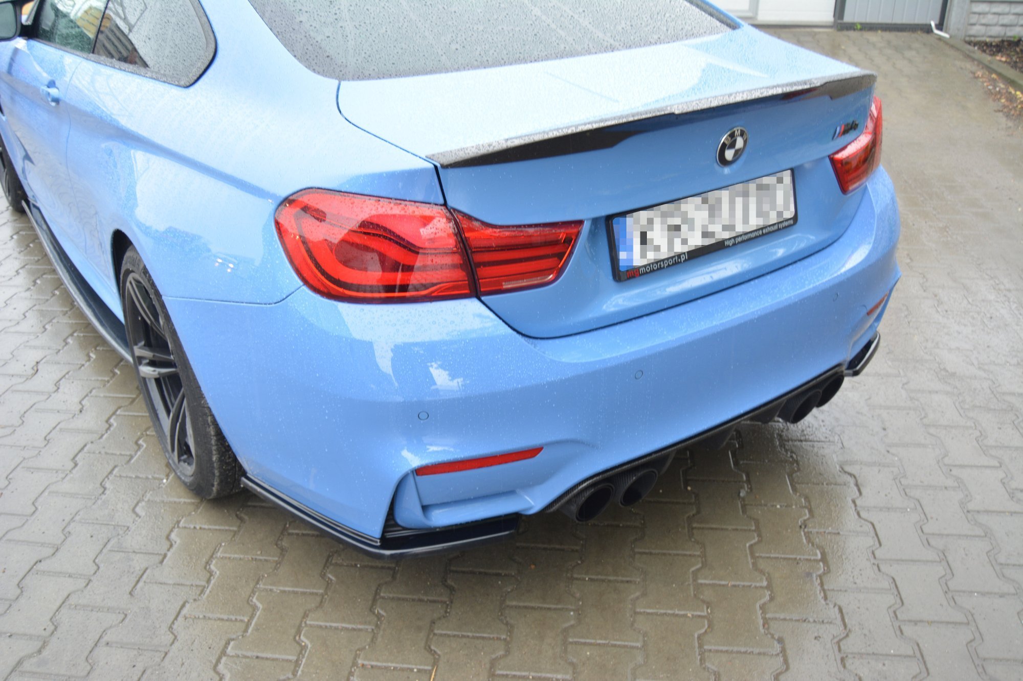 Maxton Heck Ansatz Flaps Diffusor V.1 für BMW M4 F82 schwarz Hochglanz