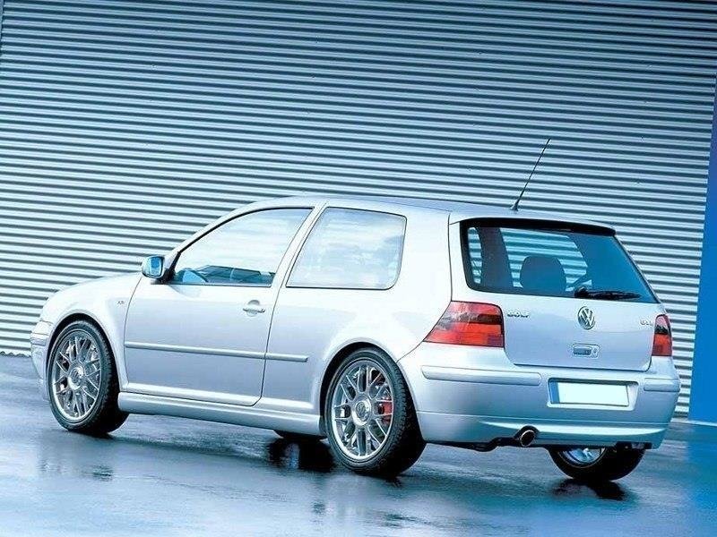 Maxton Heckschürze für VW GOLF 4 25"TH ANNIVERSARY LOOK (mit Endrohr)