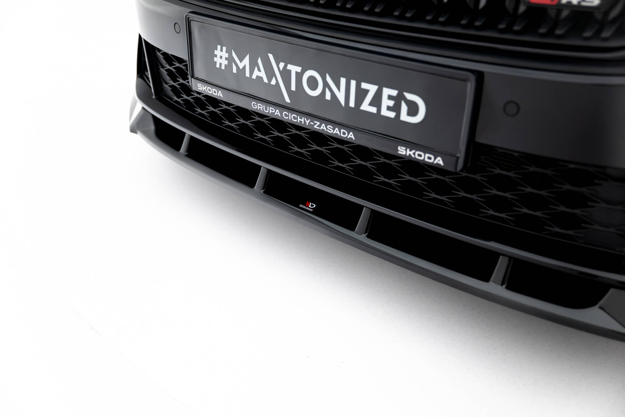Maxton Front Ansatz V.2 passend für Octavia RS Liftback / Combi Mk4 Facelift schwarz Hochglanz