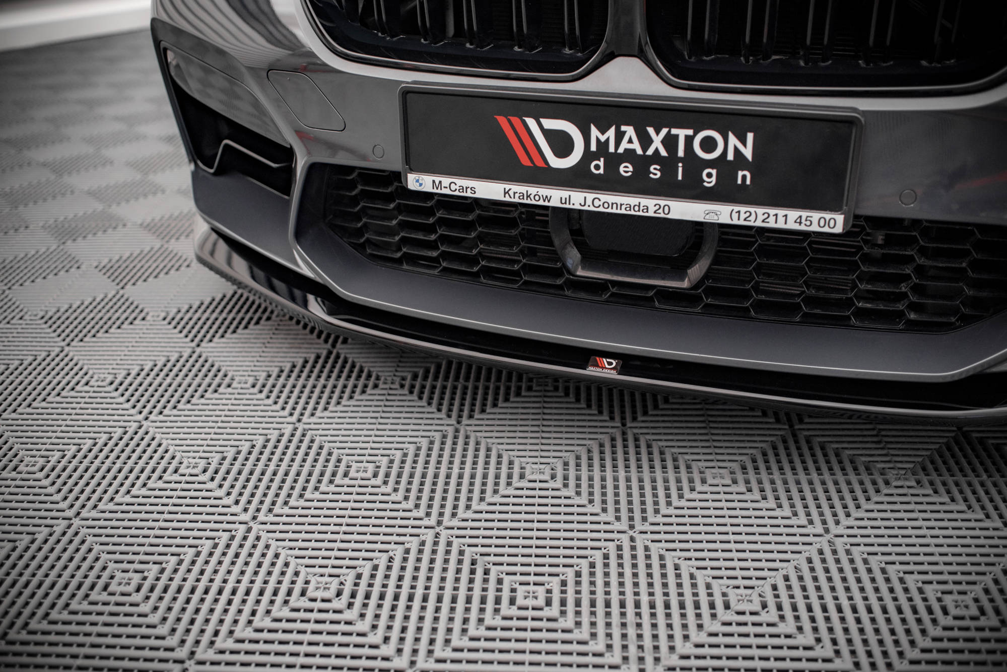 Maxton Front Ansatz V.3 für BMW M5 F90 Facelift schwarz Hochglanz