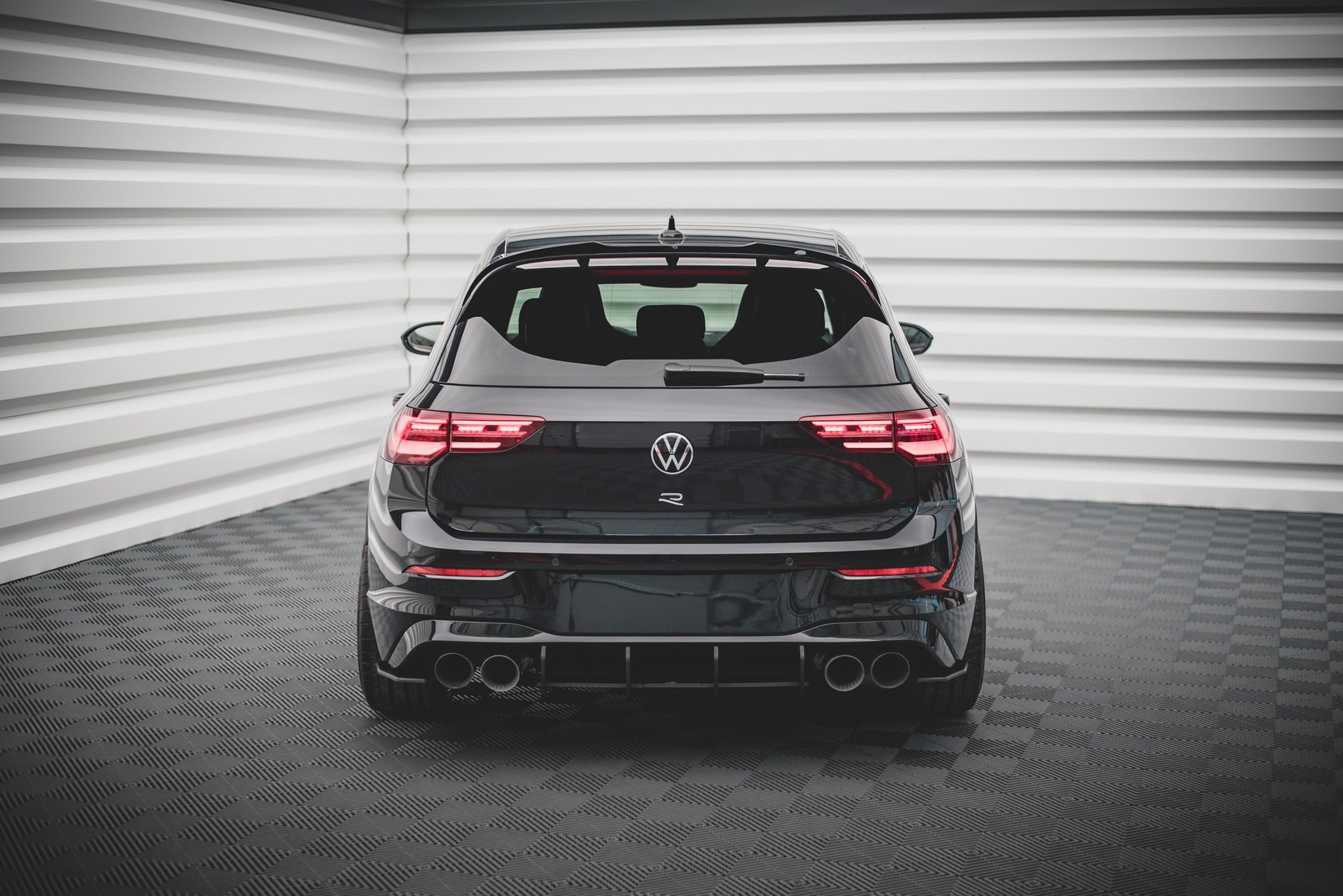 Maxton Street Pro Heckschürze für VW Golf R Mk8