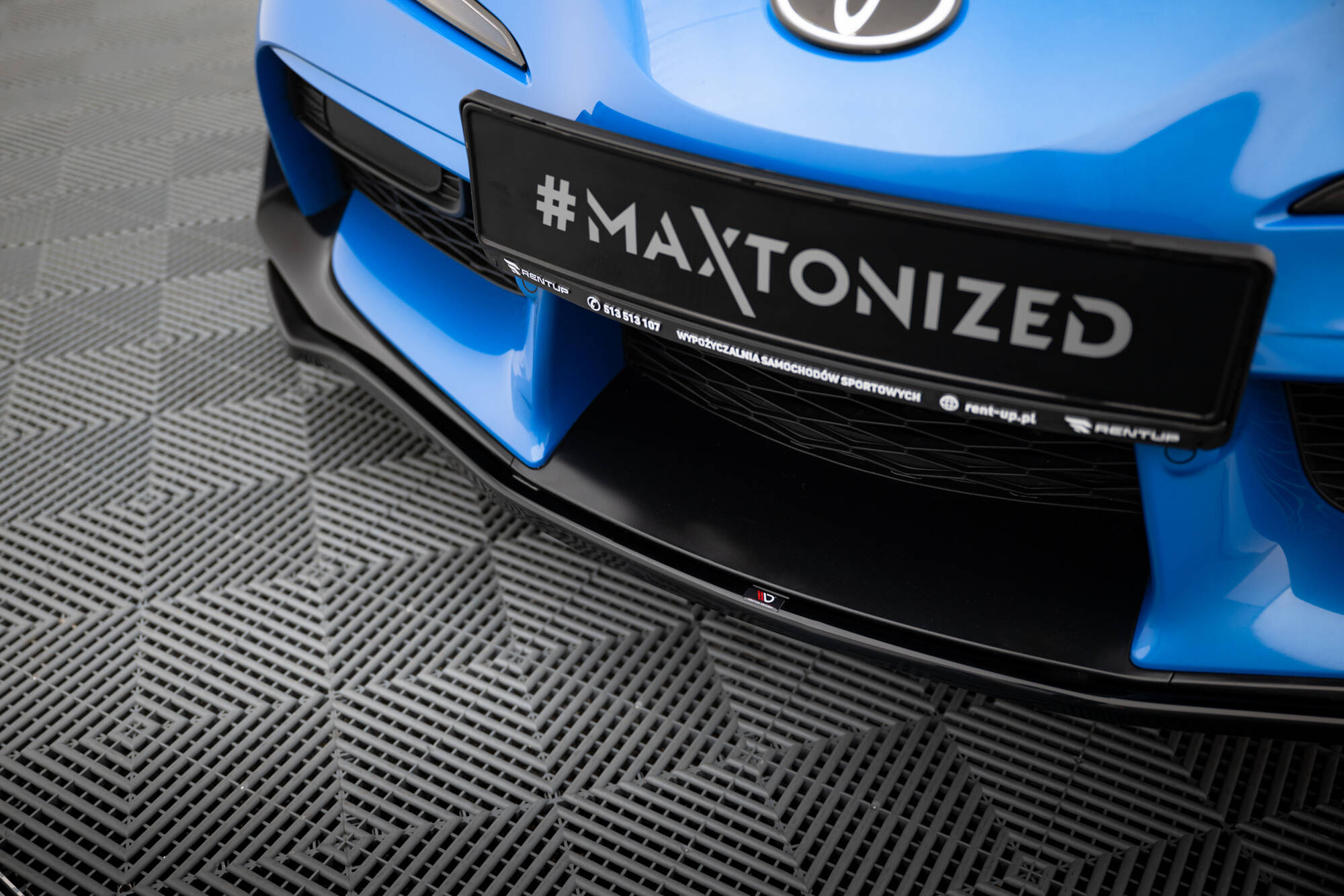 Maxton Front Ansatz V.3 für Toyota Supra Mk5 schwarz Hochglanz