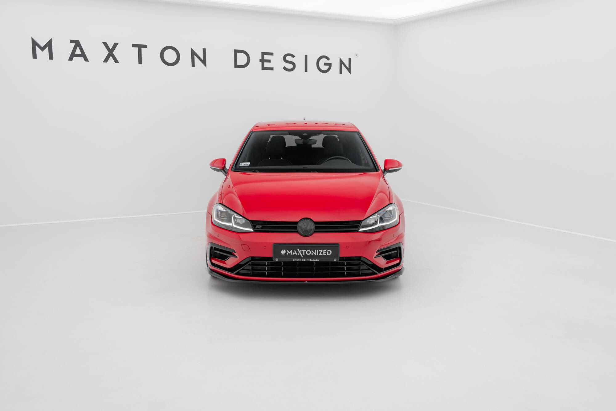 Maxton Front Ansatz V.7 passend für Golf R / R-Line Mk7 Facelift schwarz Hochglanz