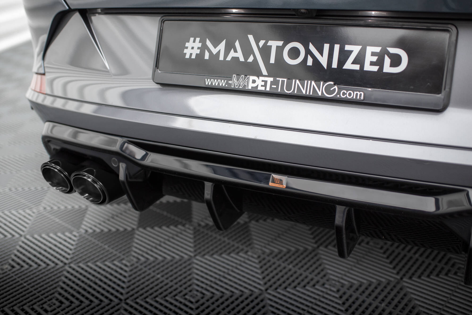 Maxton Diffusor Heck Ansatz V.3 für + Endrohre für Cupra Formentor VZ Mk1 / Mk1 Facelift schwarz Hochglanz
