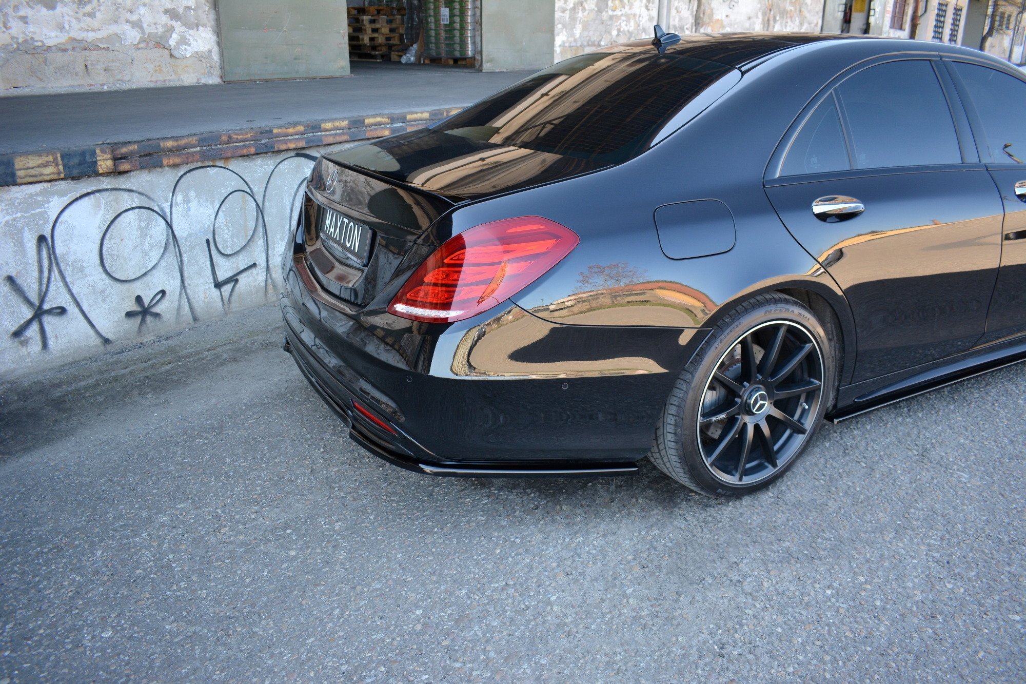 Maxton Heckansatz passend für S-KLASSE AMG-LINE W222 schwarz Hochglanz