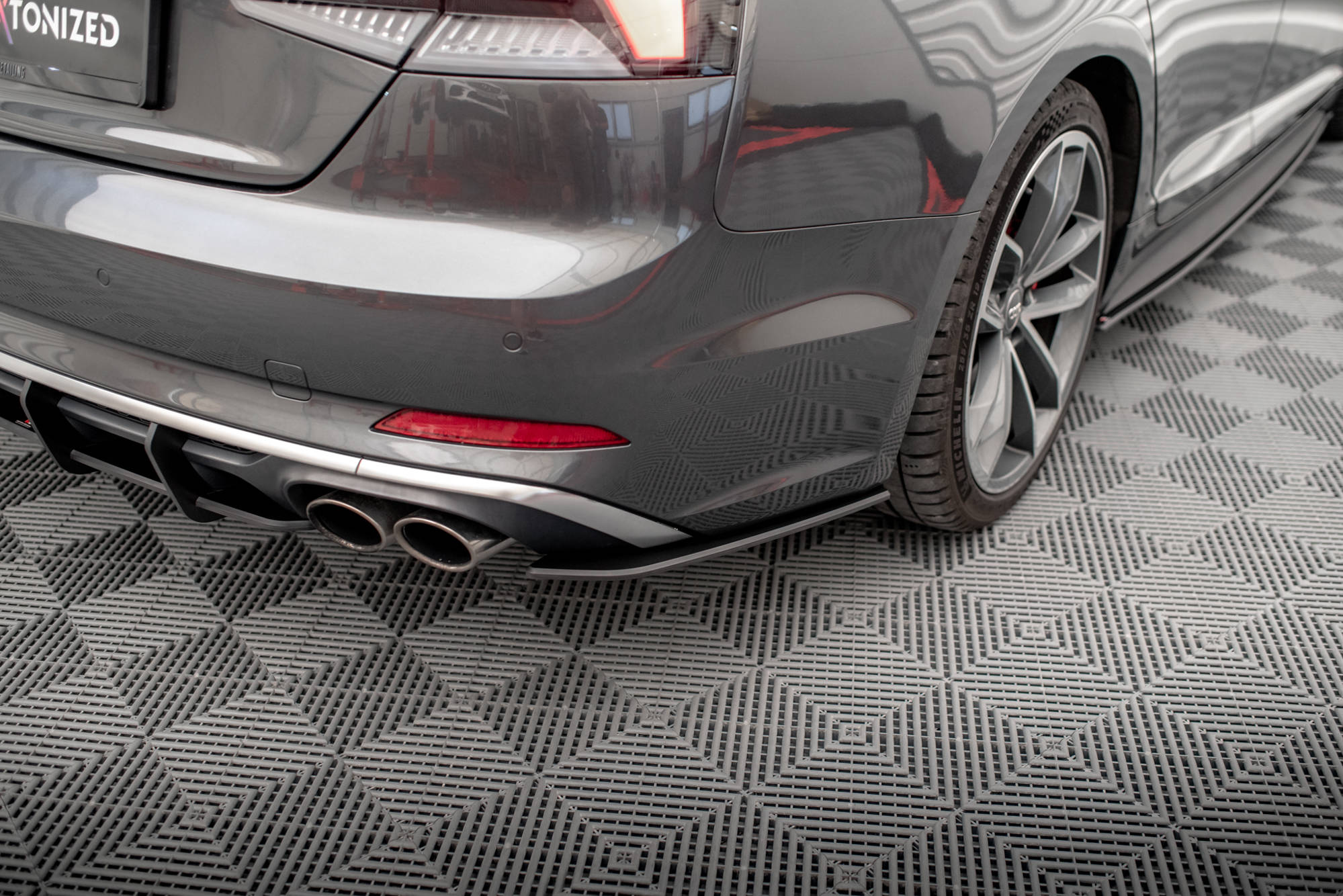 Maxton Street Pro Heck Ansatz Flaps Diffusor für Audi S5 Sportback F5