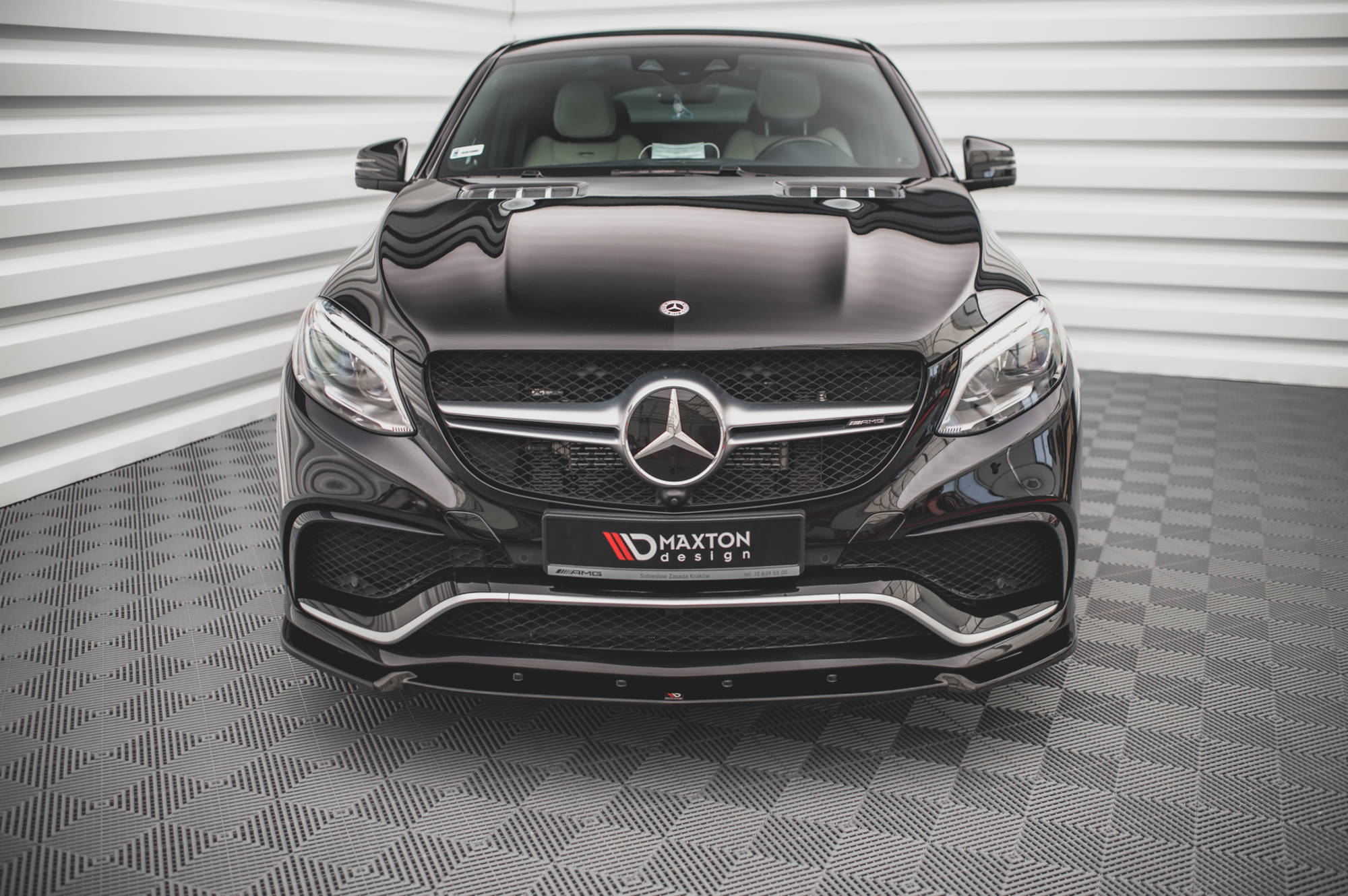 Maxton Front Ansatz V.1 für Mercedes-Benz GLE Coupe / SUV 63 AMG C292 / W166 schwarz Hochglanz