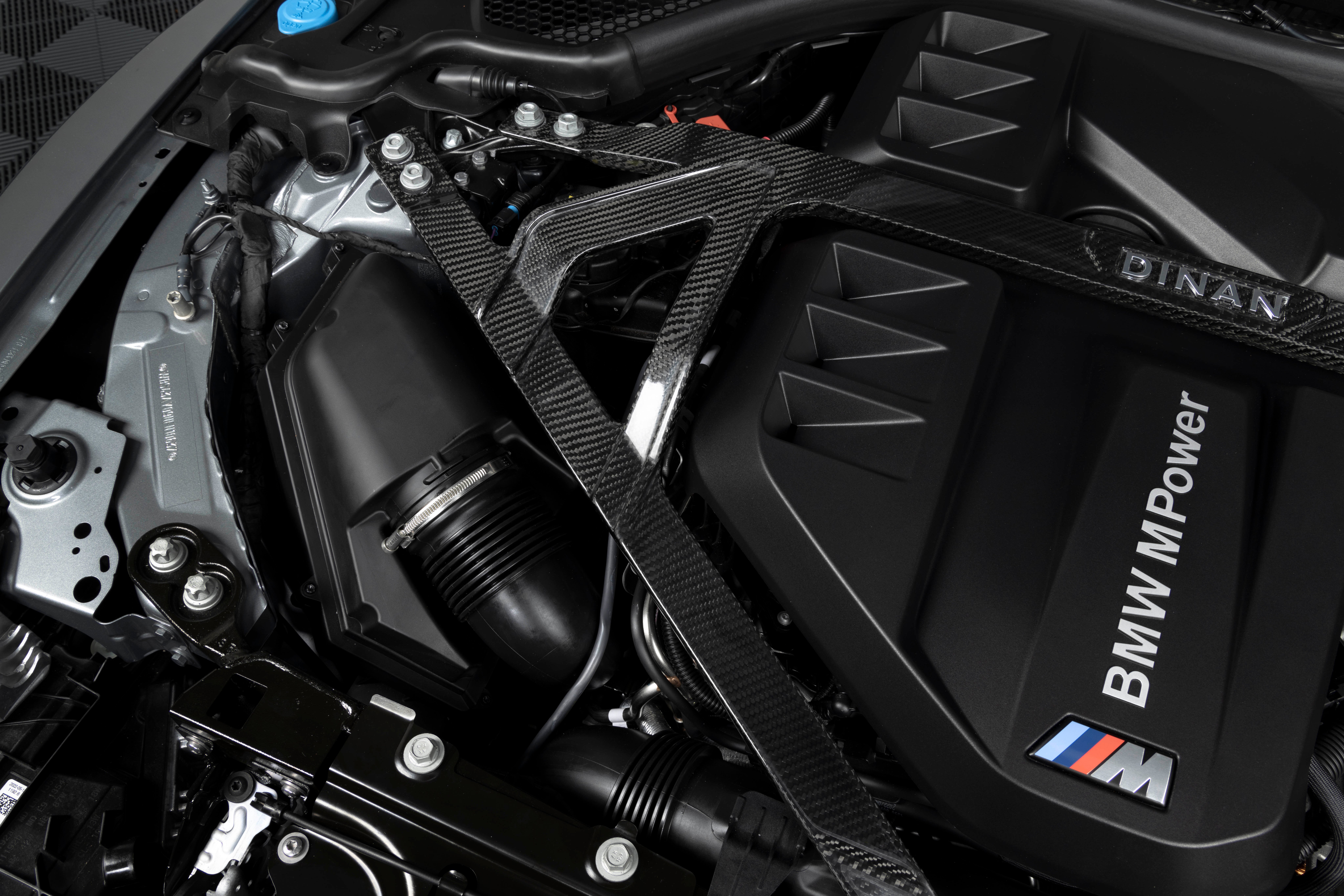 Dinan Carbon Strebenkreuz BMW M2/M3/M4 G8X
