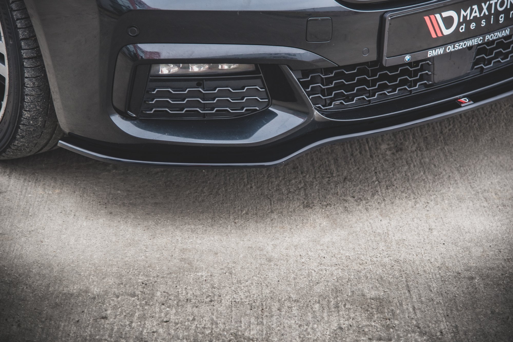 Maxton Front Ansatz V.1 für BMW 7 M-Paket G11 /G12 schwarz Hochglanz