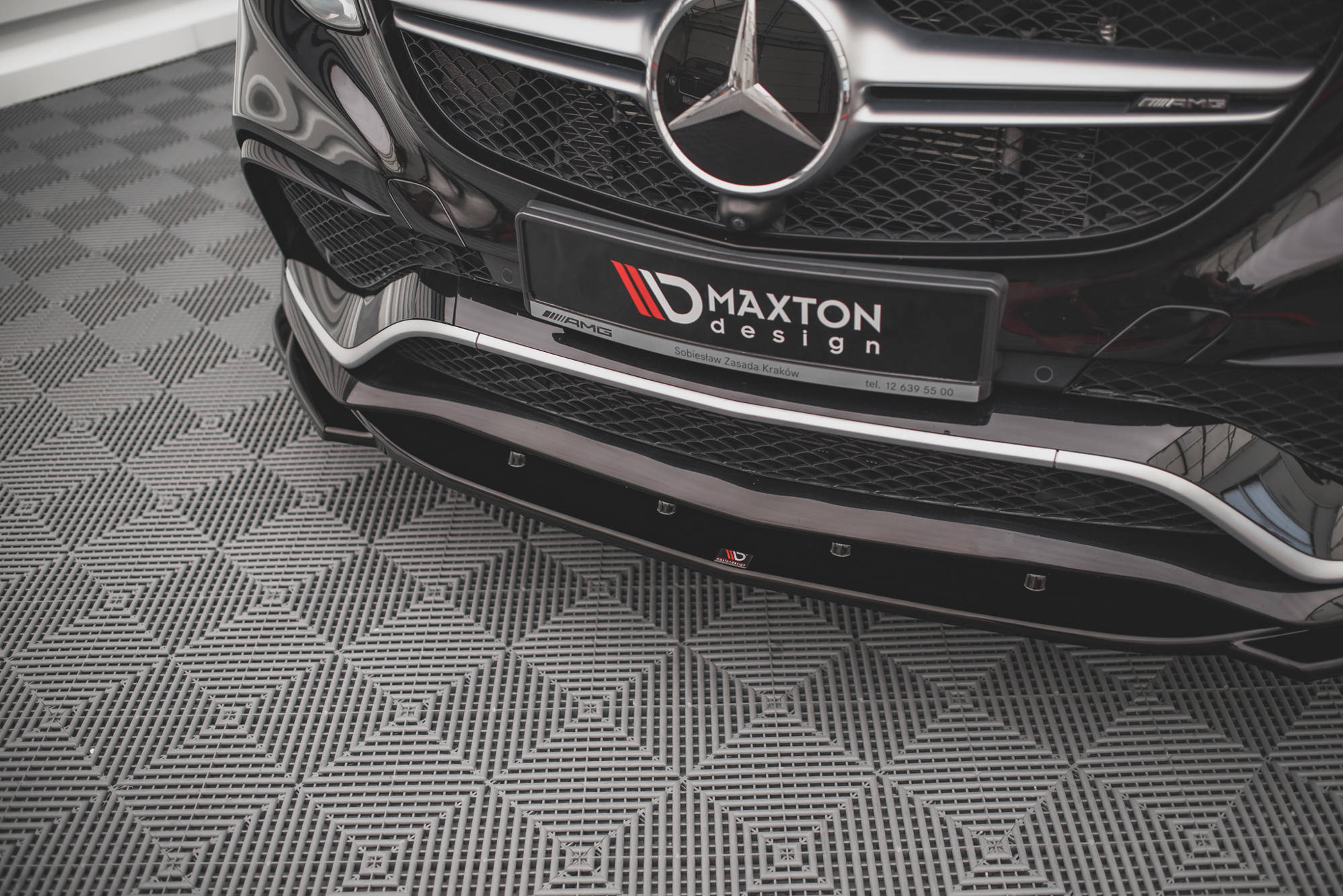 Maxton Front Ansatz V.2 für Mercedes-Benz GLE Coupe / SUV 63 AMG C292 / W166 schwarz Hochglanz