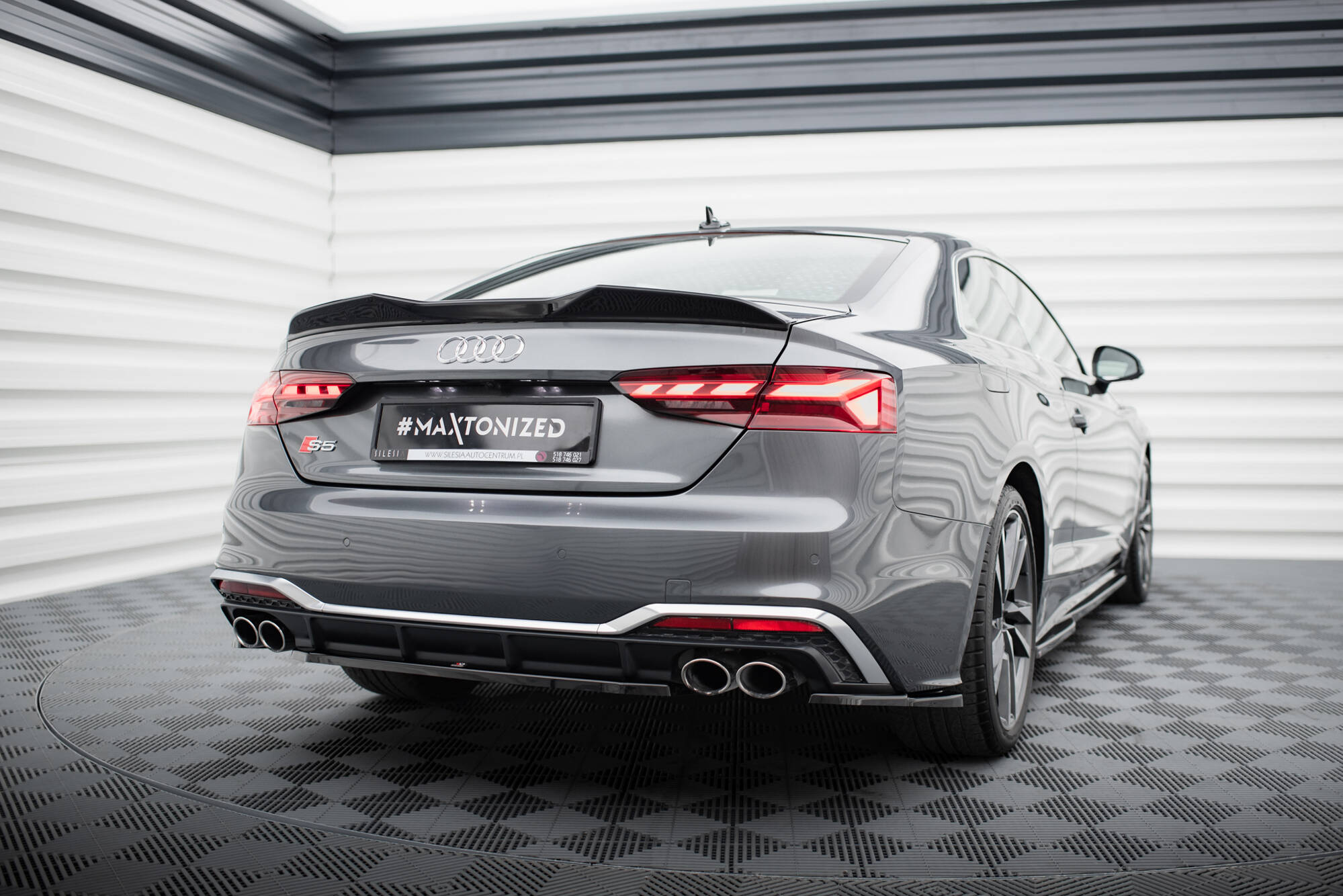 Maxton Spoiler CAP 3D passend für S5 Coupe / A5 S-Line Coupe F5 Facelift schwarz Hochglanz