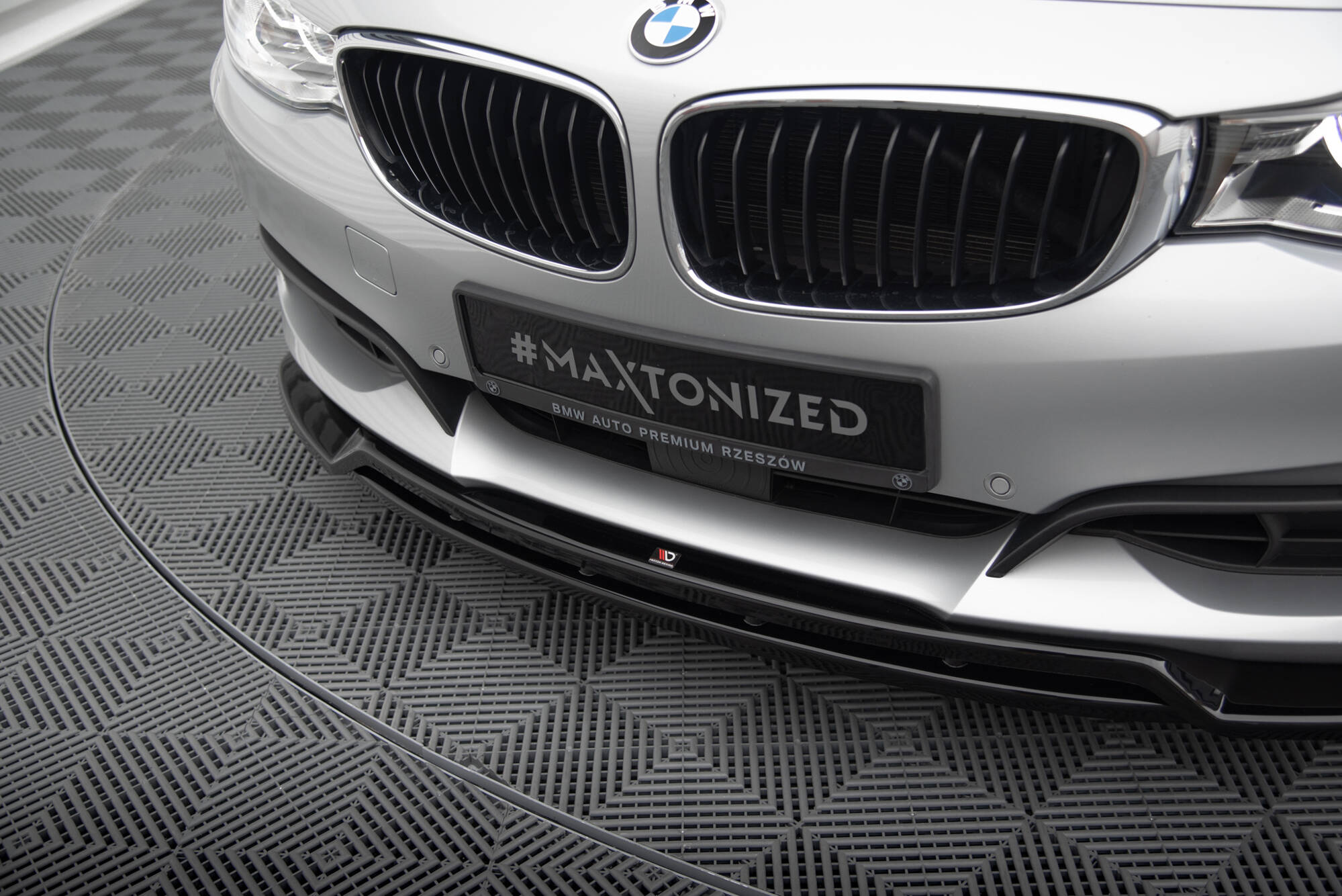Maxton Front Ansatz für BMW 3er GT F34 schwarz Hochglanz