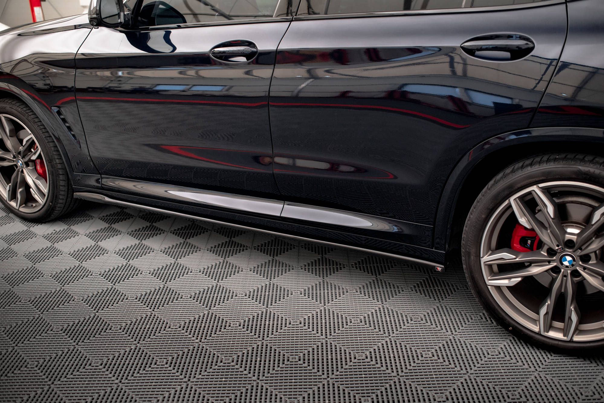 Maxton Seitenschweller Ansatz V.2 für BMW X3 M40d / M40i / M-Paket G01  schwarz Hochglanz