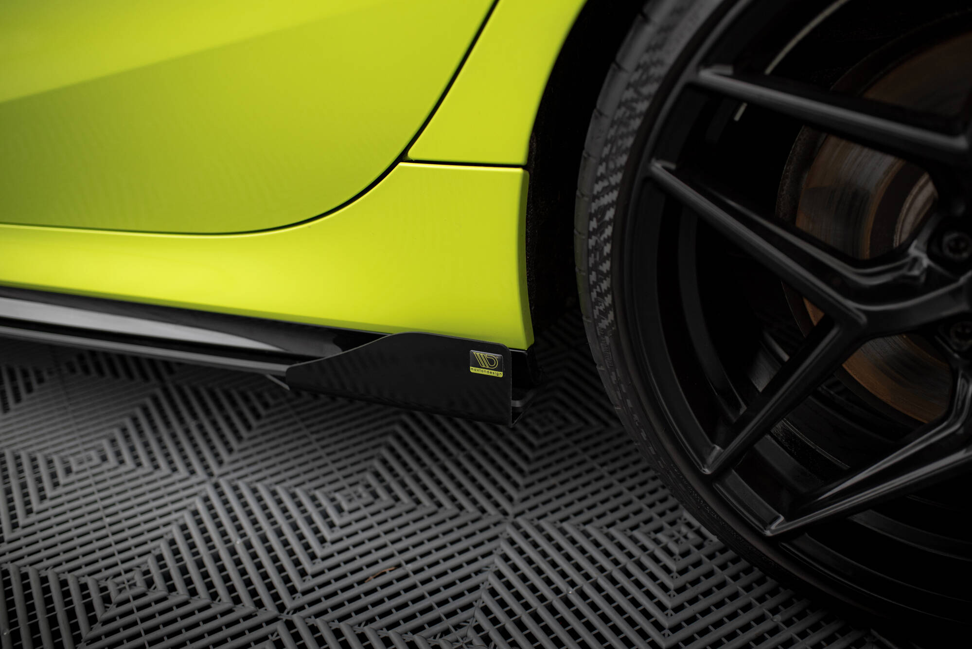 Maxton Seitenschweller Flaps für BMW 1er M-Paket / M135i / 128ti F40 schwarz Hochglanz