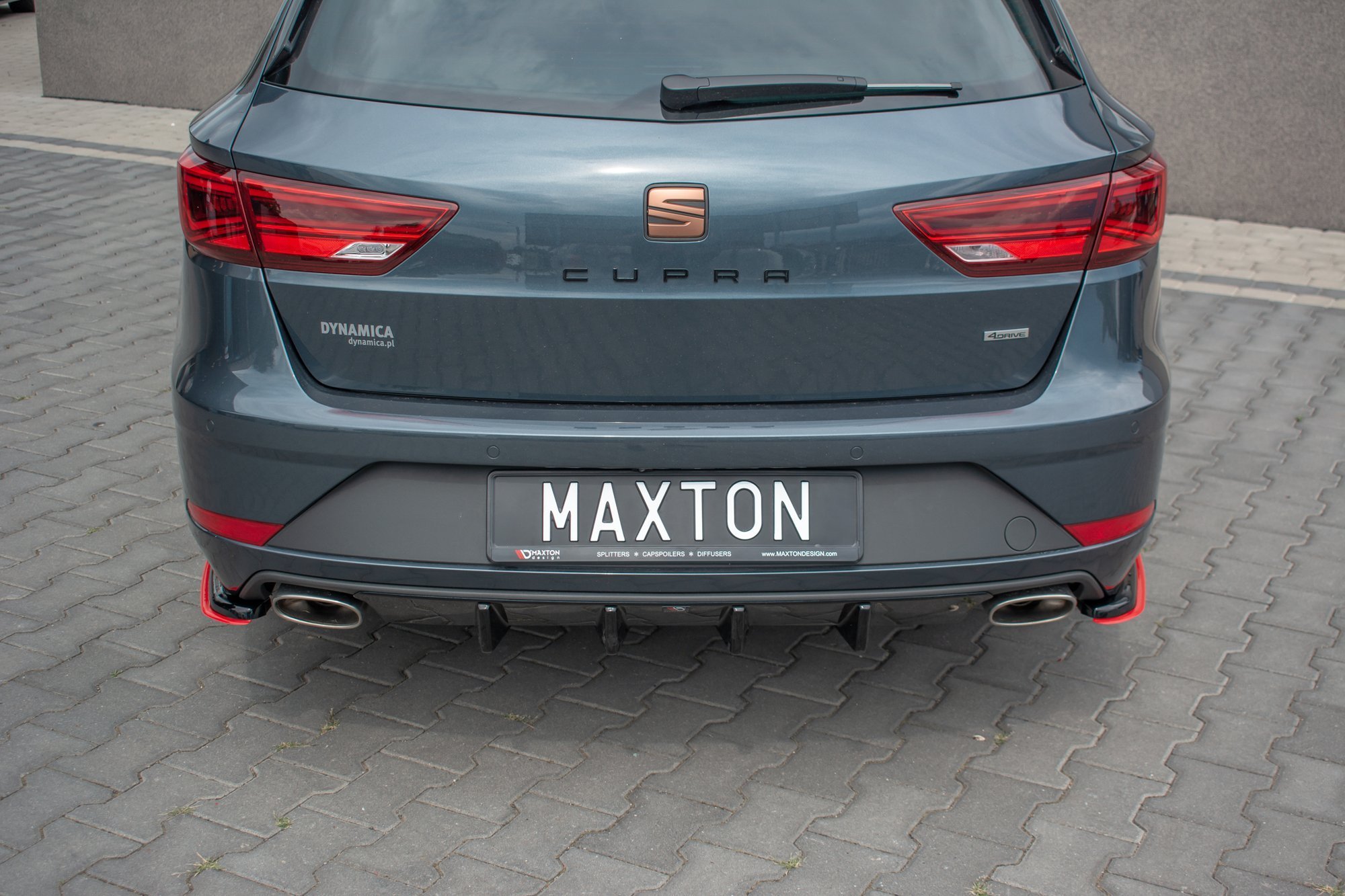 Maxton Diffusor Heck Ansatz V.1 für Seat Leon Cupra Mk3 FL Sportstourer schwarz Hochglanz