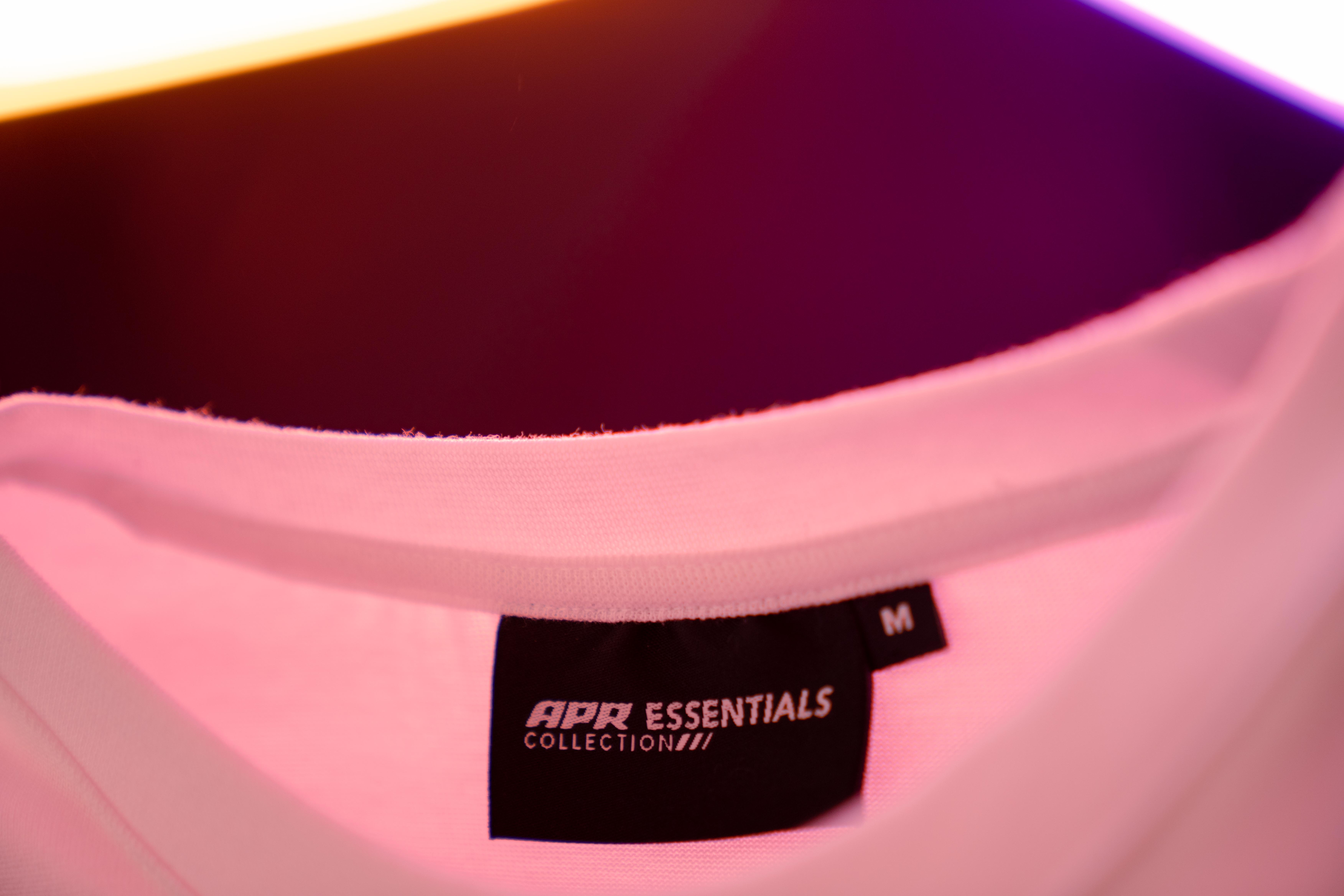 Premium APR Essentials T-Shirt Rubber weiß