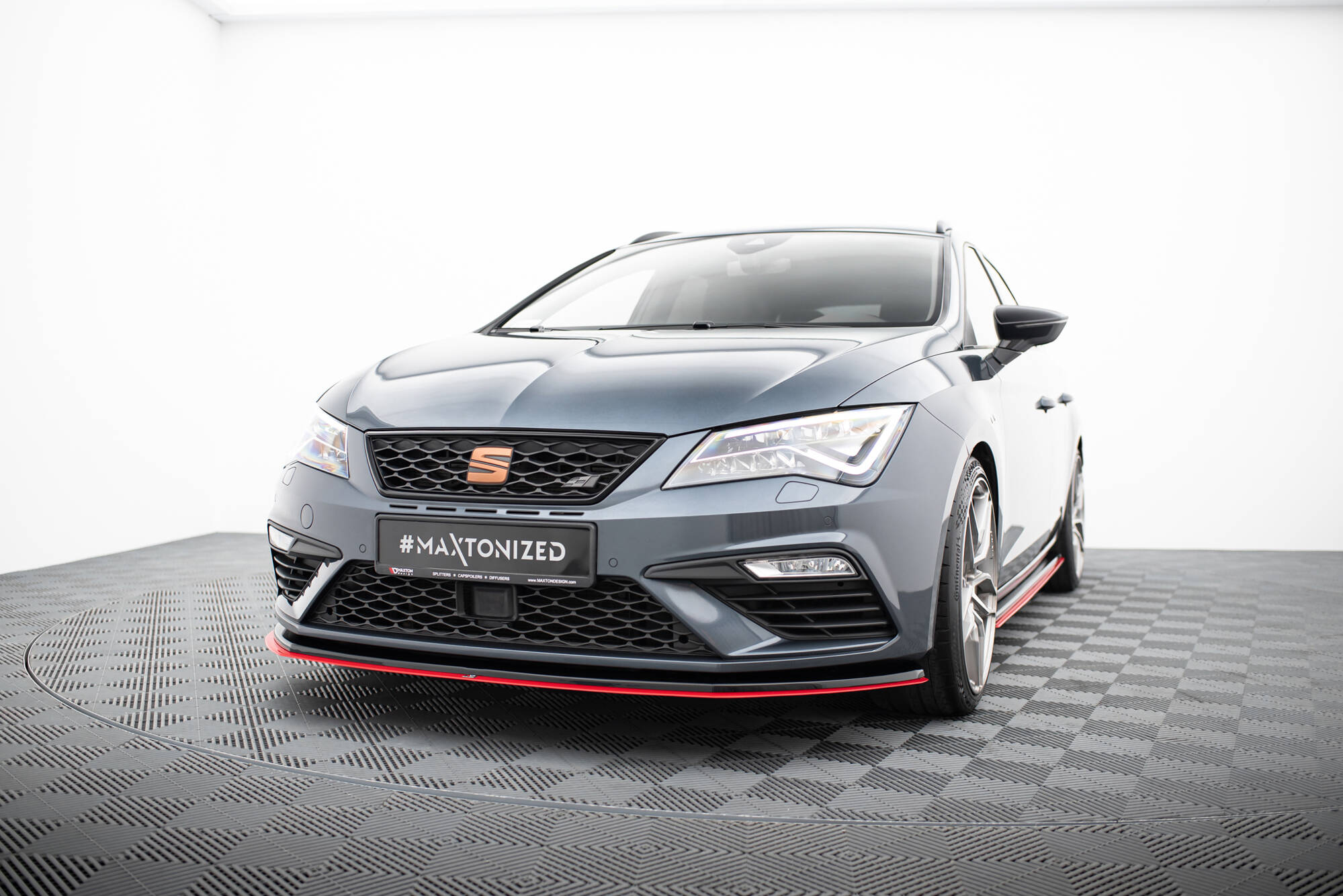 Maxton Front Ansatz V.3 für Seat Leon Cupra / FR Mk3 FL