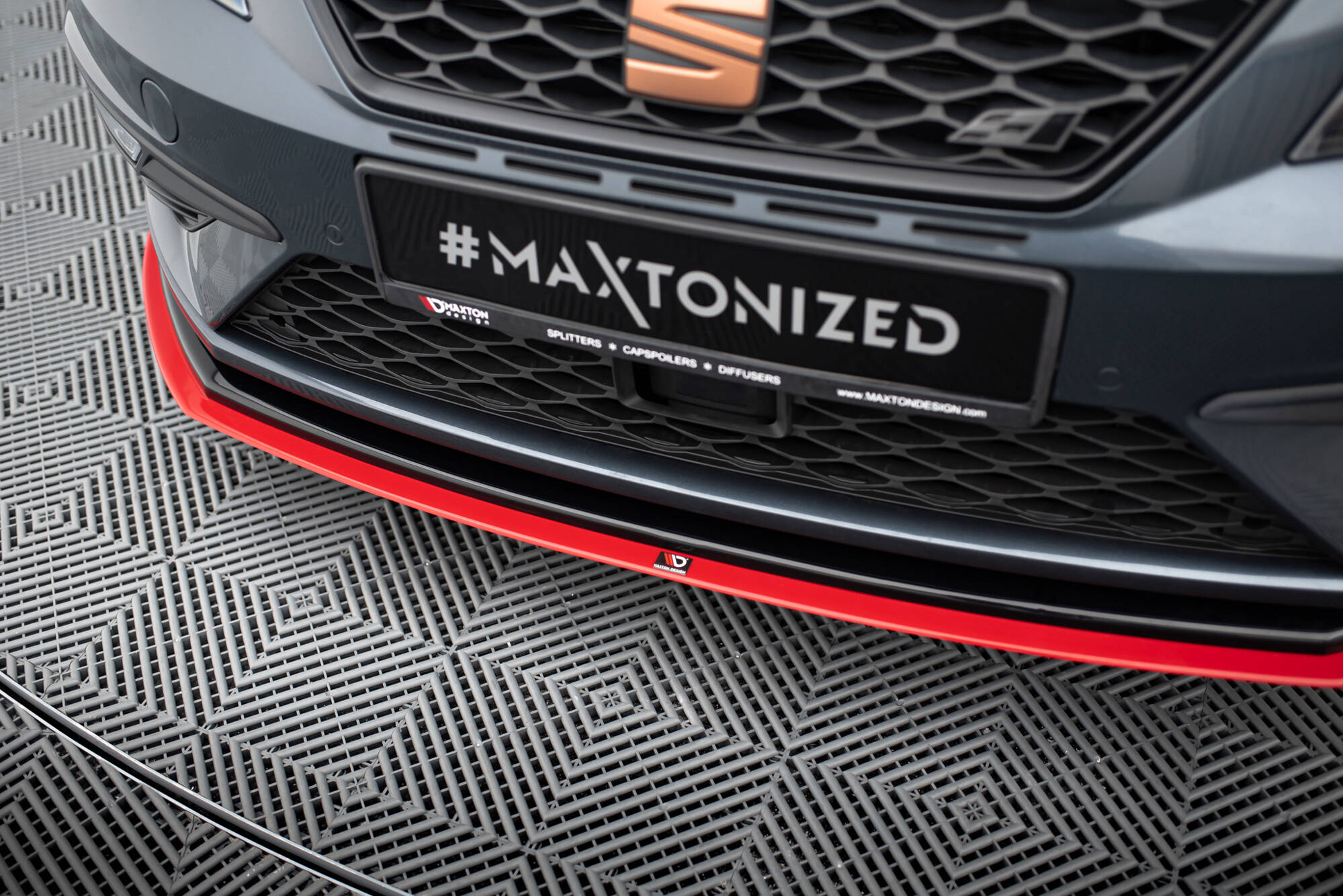 Maxton Front Ansatz V.3 für Seat Leon Cupra / FR Mk3 FL