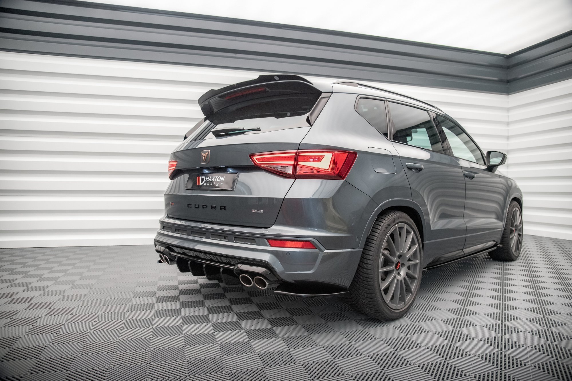 Maxton Diffusor Heck Ansatz für Cupra Ateca Mk1 / Mk1 Facelift schwarz Hochglanz