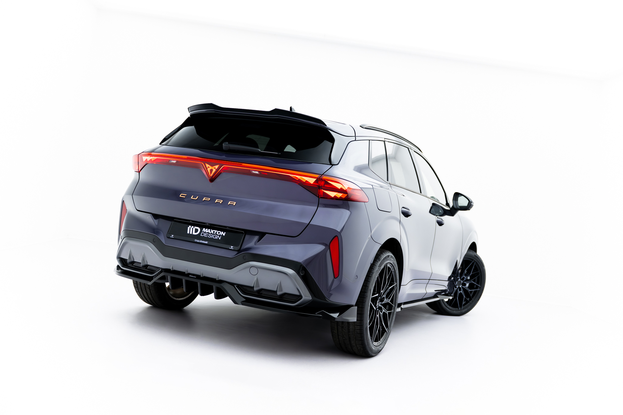 Maxton Mittlerer Cup Diffusor DTM Look Heck Ansatz für V.1 Cupra Terramar Mk1 schwarz Hochglanz