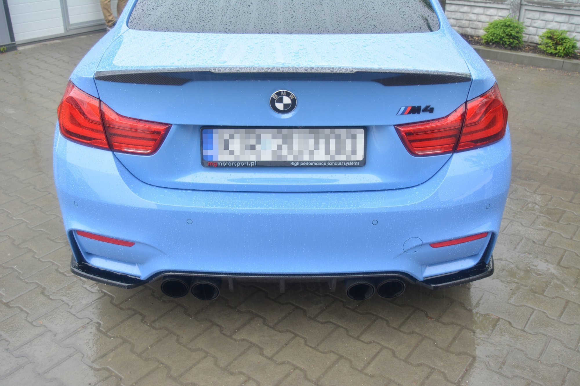 Maxton Heck Ansatz Flaps Diffusor V.1 für BMW M4 F82 schwarz Hochglanz