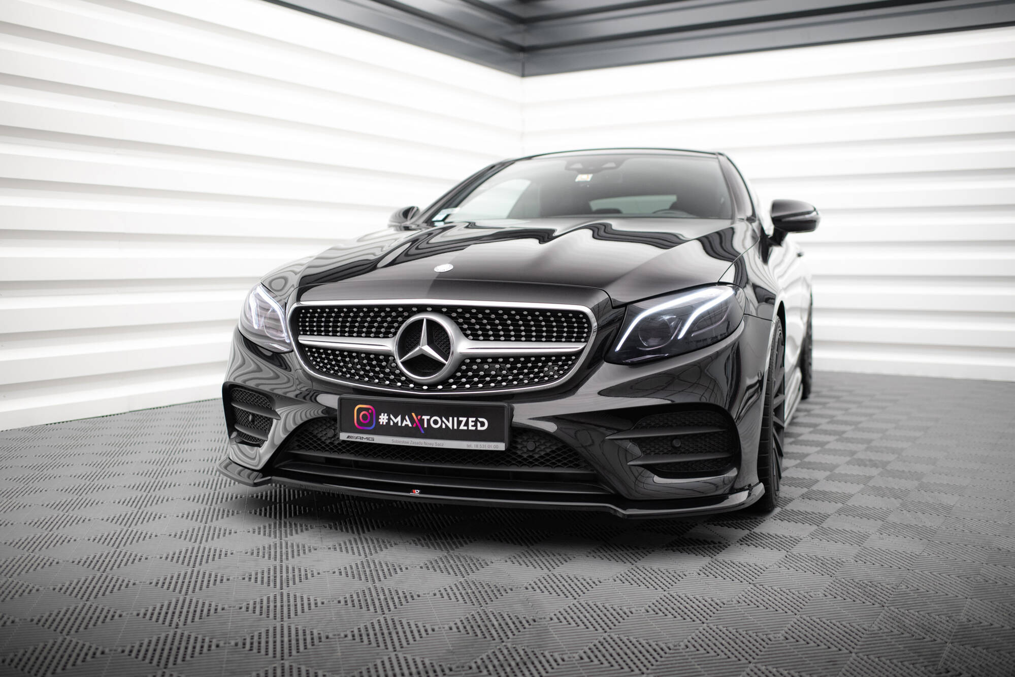 Maxton Front Ansatz V.2 für Mercedes-Benz E-Klasse W213 Coupe (C238) / Cabriolet (A238) AMG-Line / 53 AMG schwarz Hochglanz