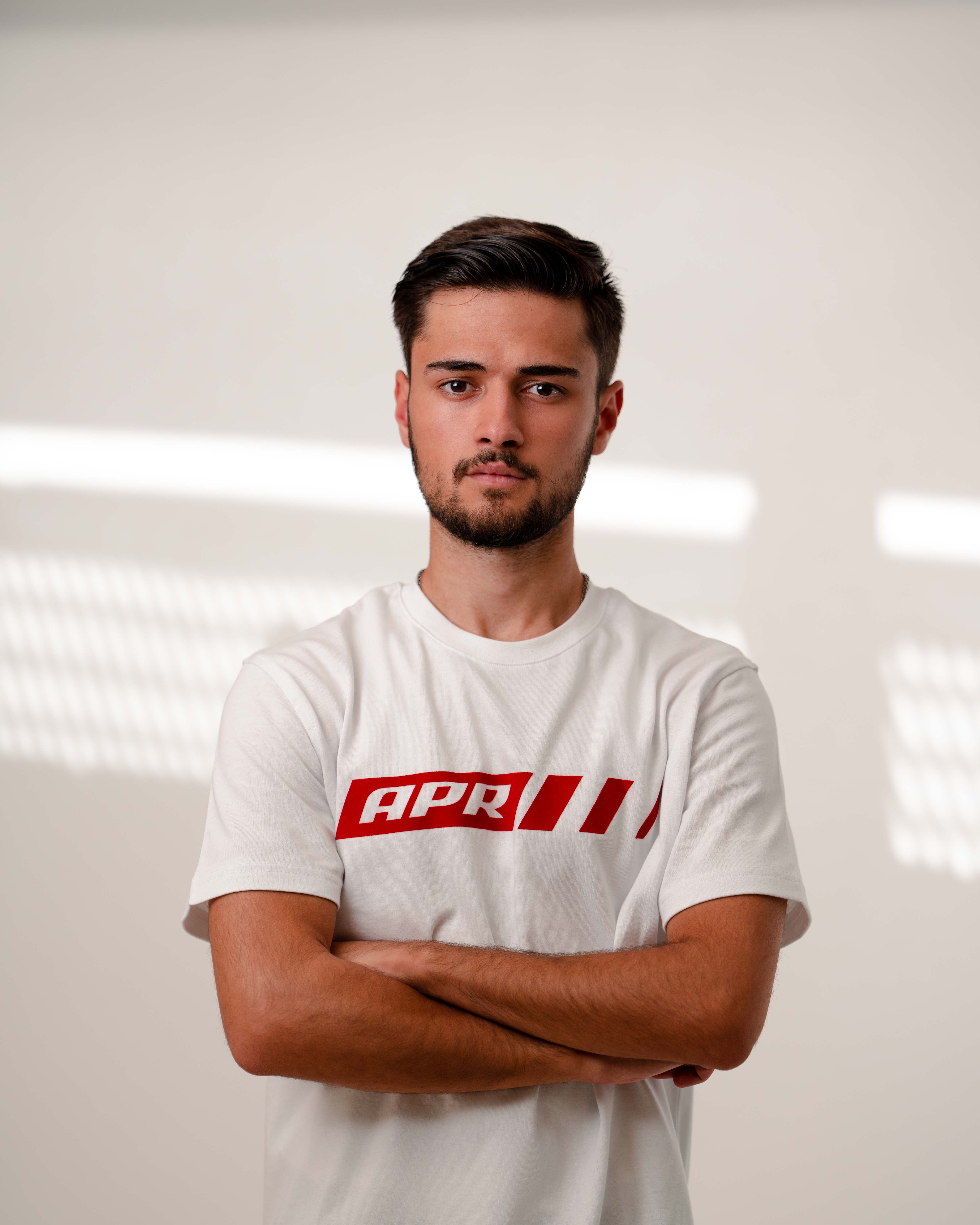 Premium APR Essentials T-Shirt Flock weiß