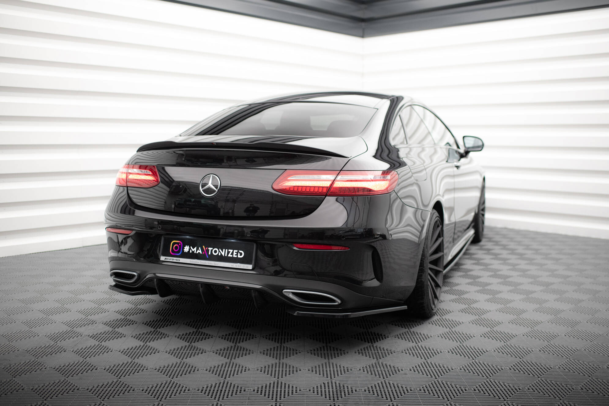Maxton Diffusor Heck Ansatz passend für-Benz E-Klasse W213 Coupe(C238) / Cabriolet (A238) AMG-Line schwarz Hochglanz