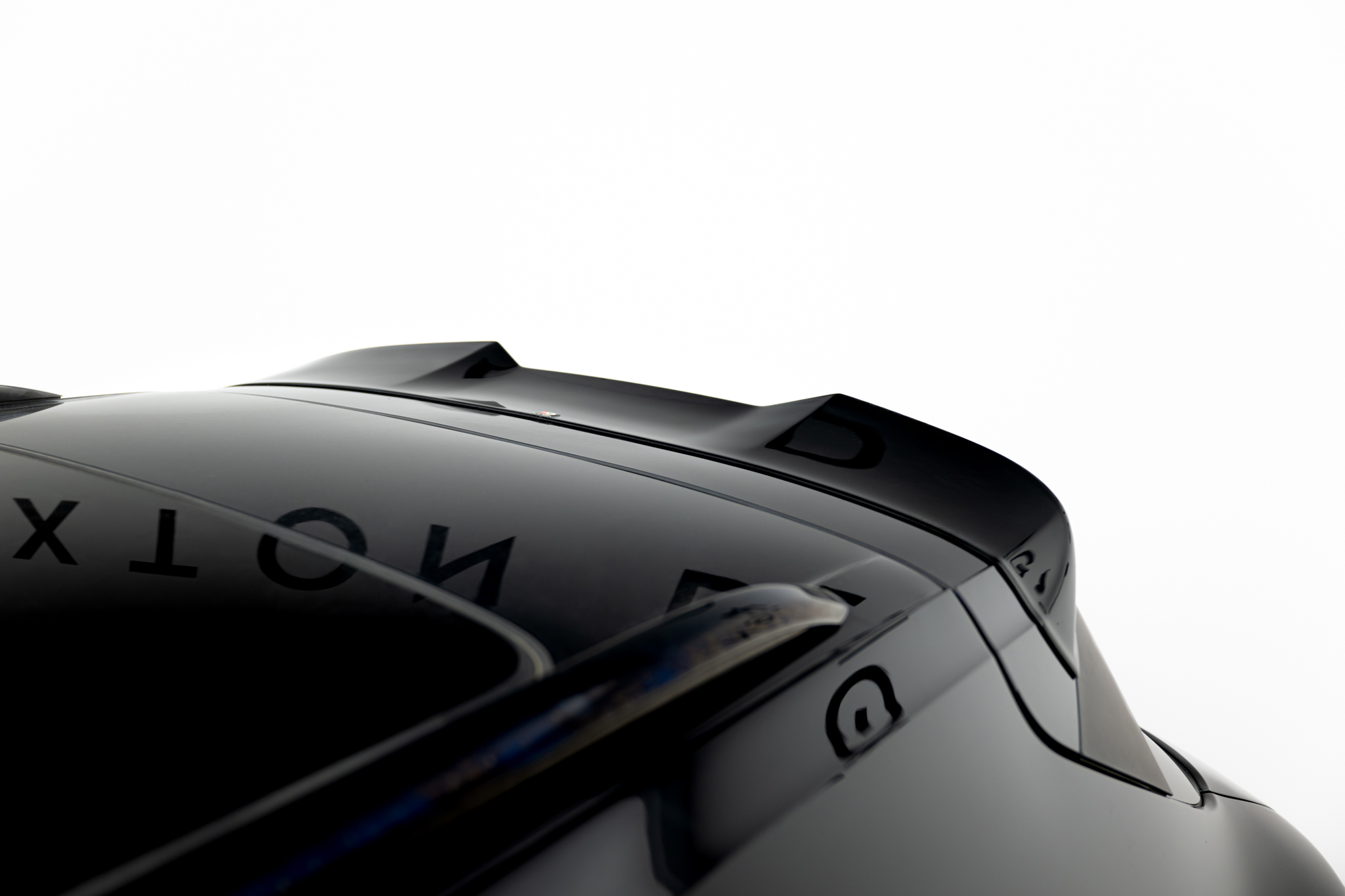 Maxton Spoiler CAP 3D für Porsche Cayenne Sport Design Mk3 schwarz Hochglanz