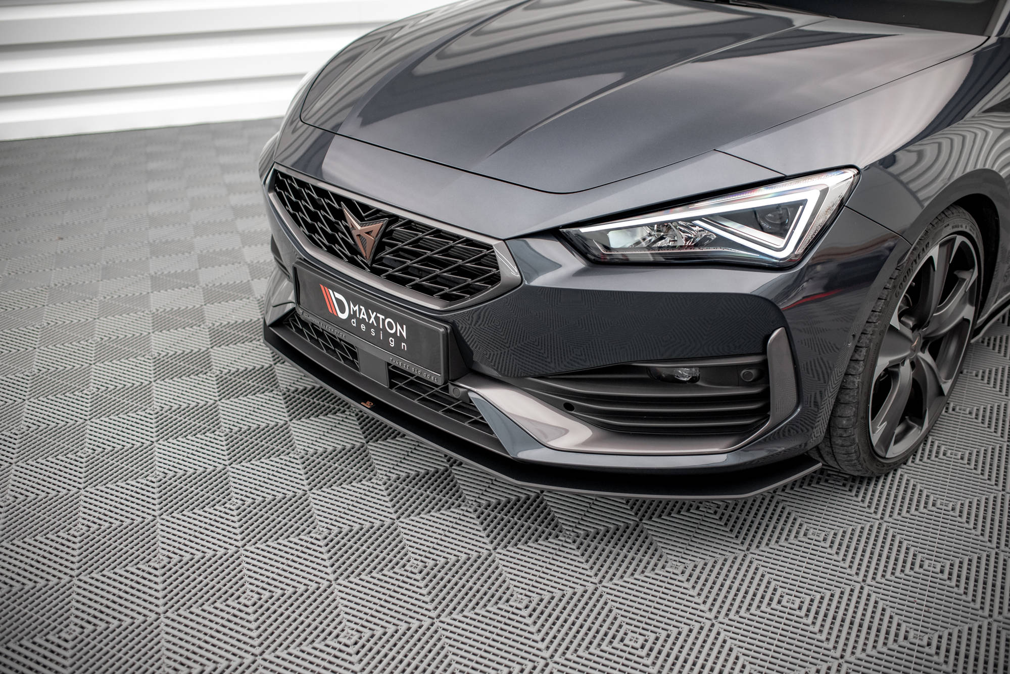 Maxton Street Pro Front Ansatz für für Cupra Leon Mk1