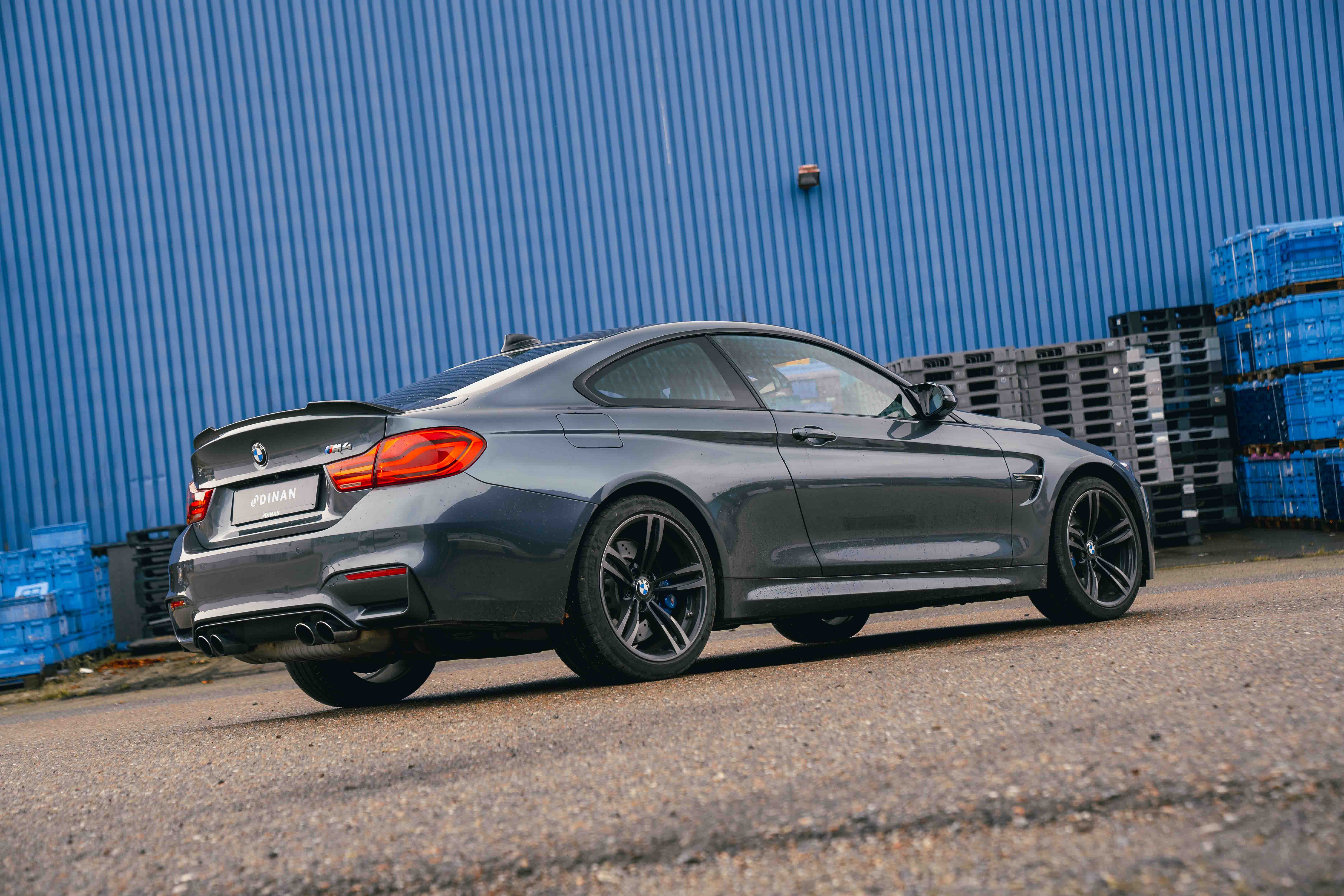 Original BMW M4 F8X Performance Heckspoilerlippe 