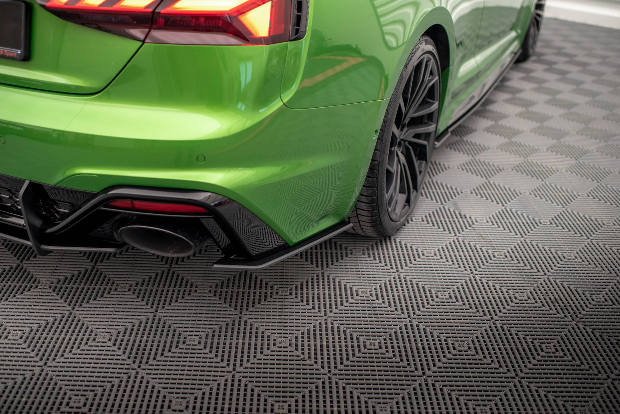 Maxton Street Pro Heck Ansatz Flaps Diffusor für Audi RS5 F5 Facelift