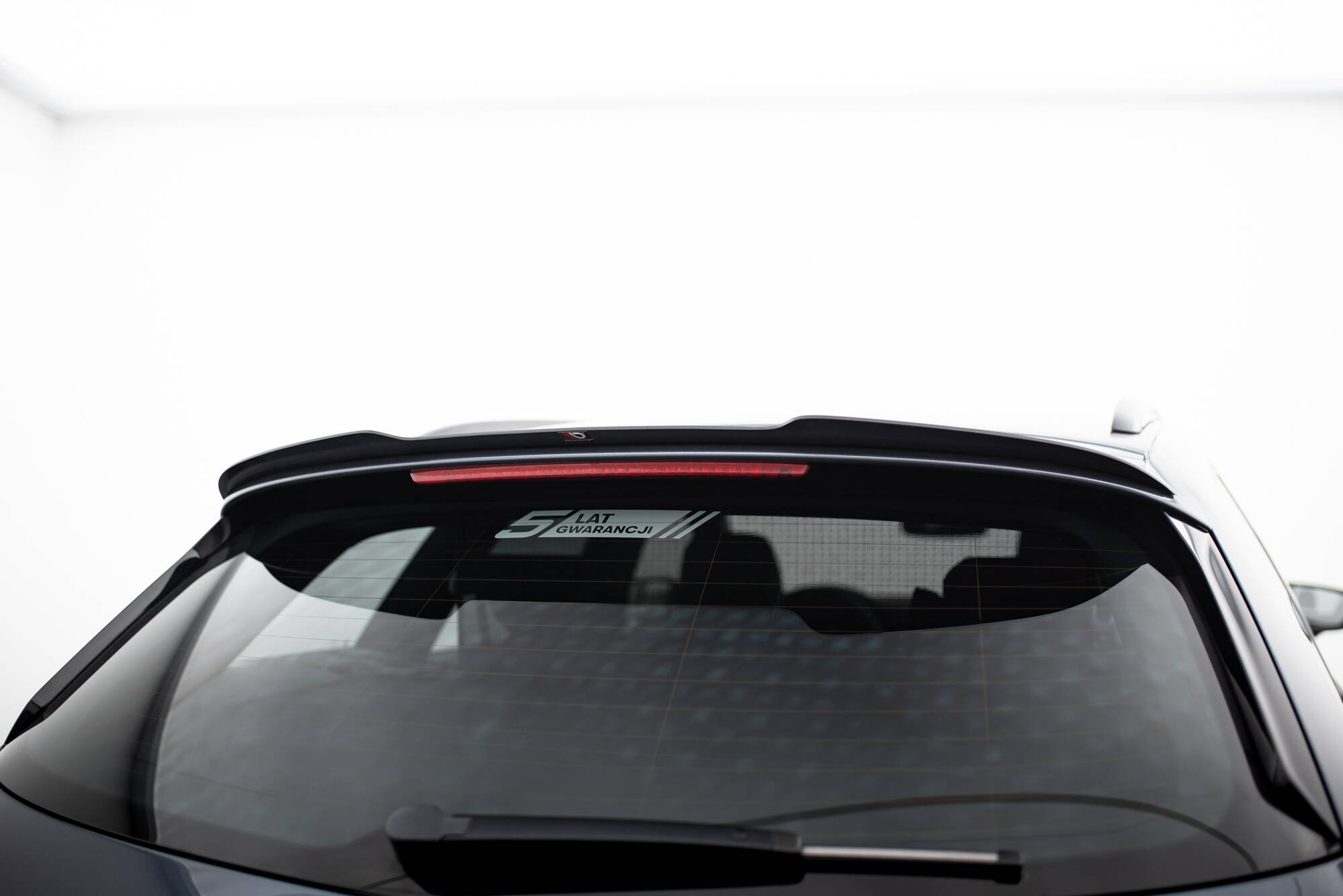 Maxton Spoiler CAP V.1 für Seat Leon Cupra ST Mk3 / Mk3 Facelift schwarz Hochglanz