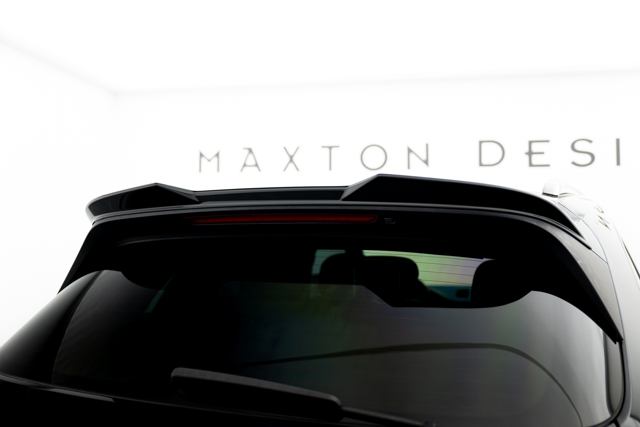 Maxton Spoiler CAP 3D für Porsche Cayenne Sport Design Mk3 schwarz Hochglanz