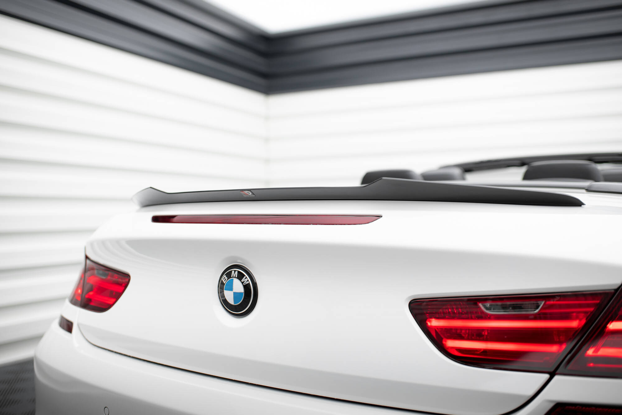 Maxton Spoiler CAP für BMW M6 / 6 M-Paket Cabriolet F12 schwarz Hochglanz