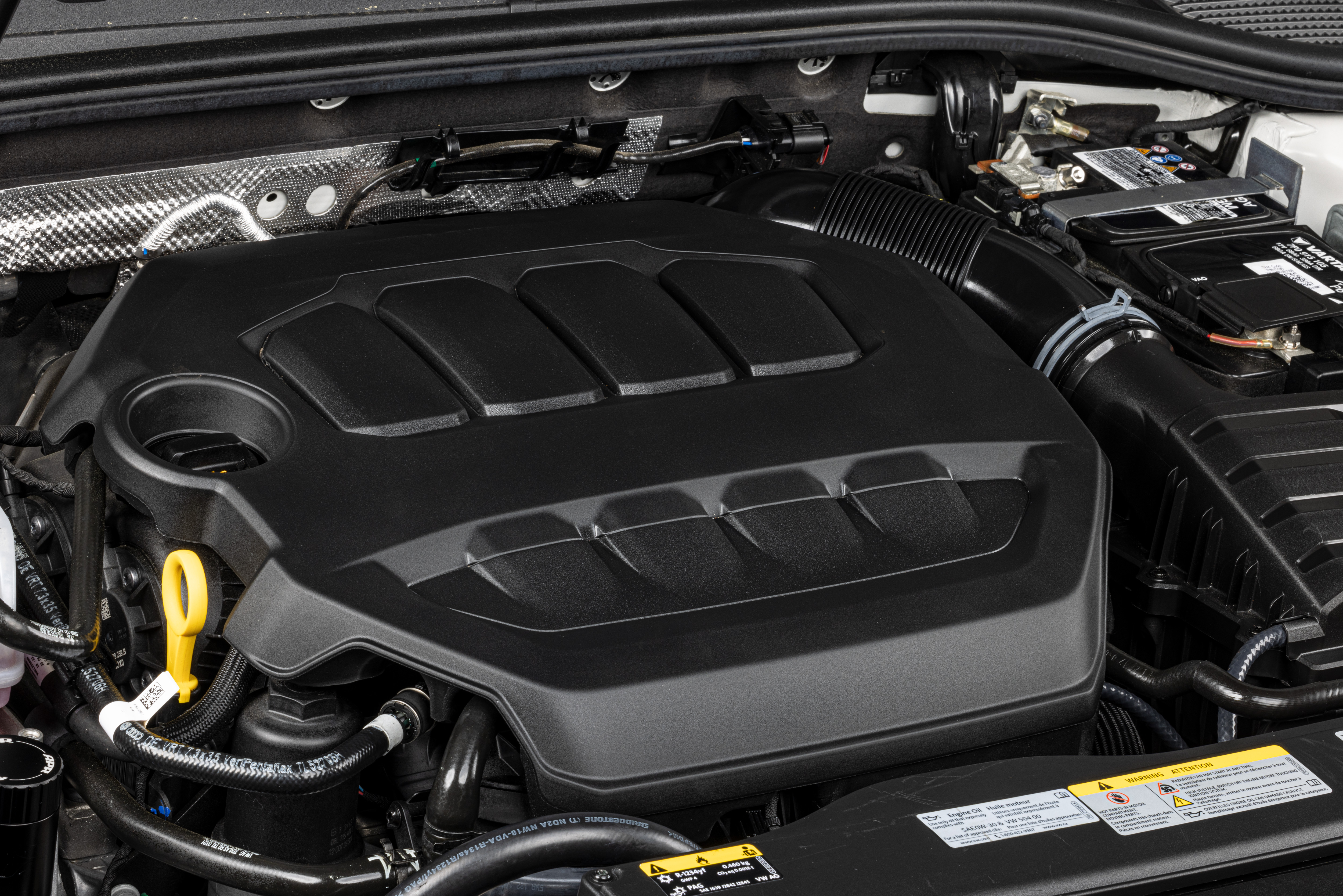 APR Carbon Motorabdeckungen 2.0T EA888 EVO 4