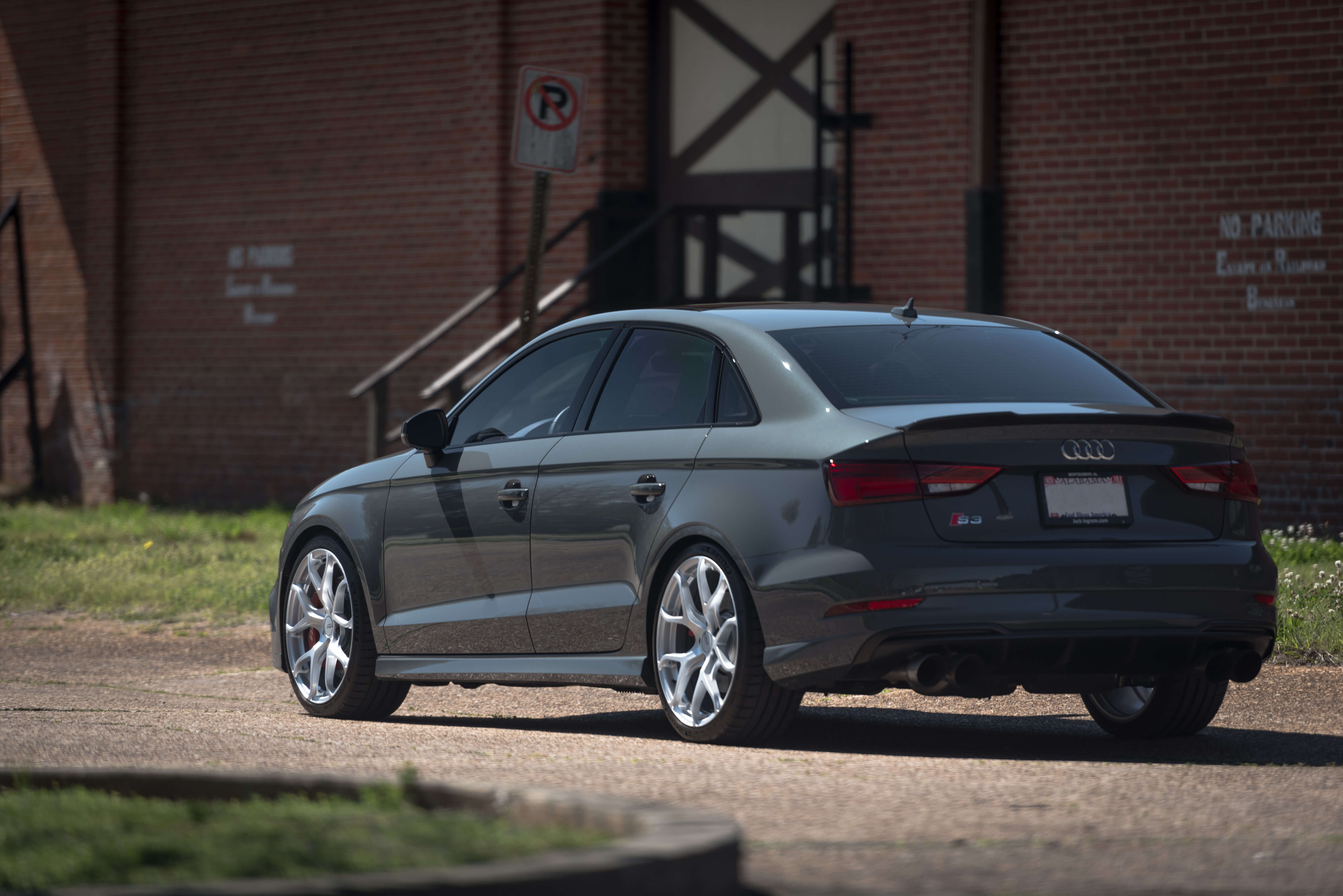 APR Flow-Form Rad A01 "Hyper Silver"