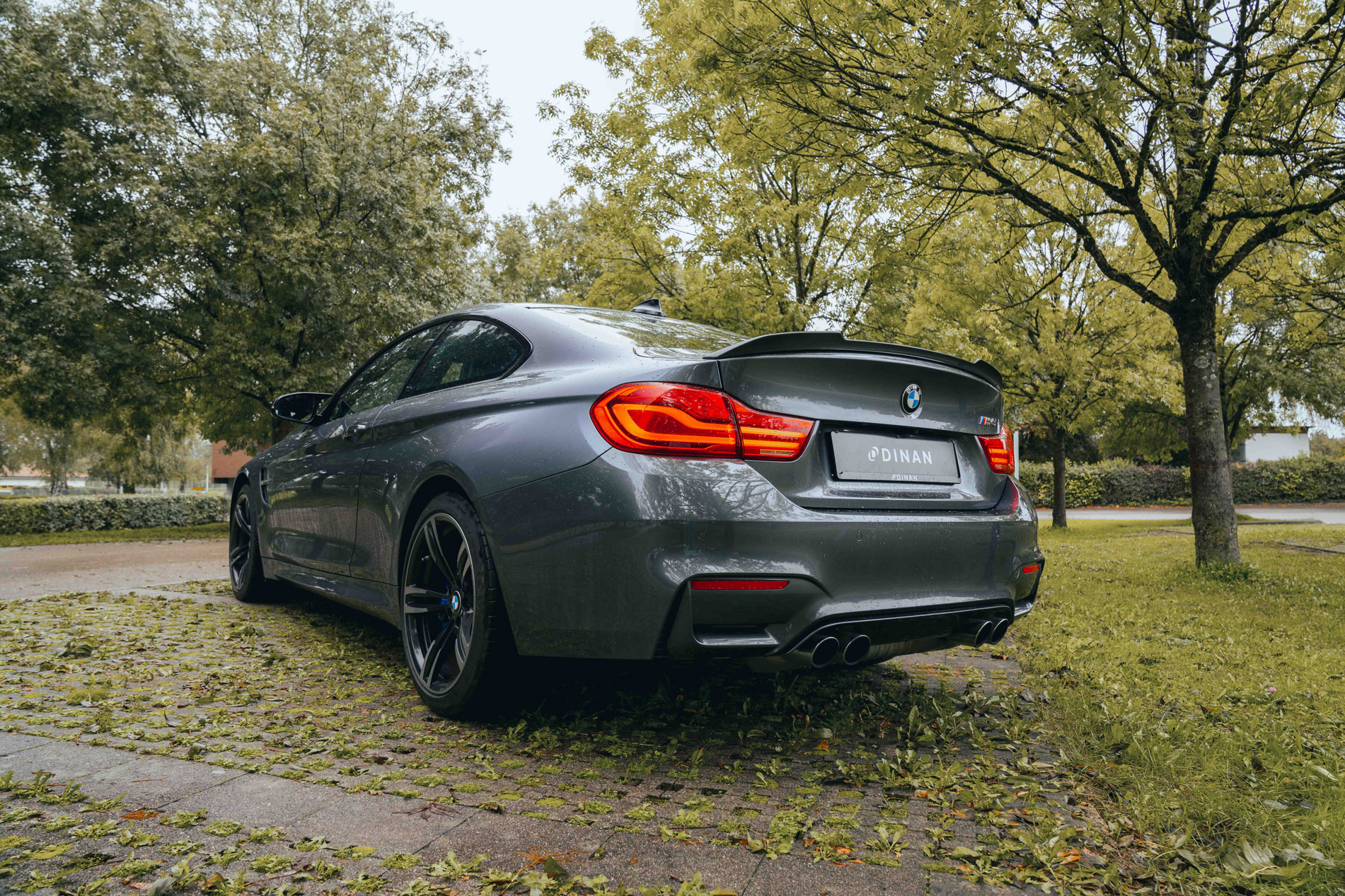 Original BMW M4 F8X Performance Heckspoilerlippe 