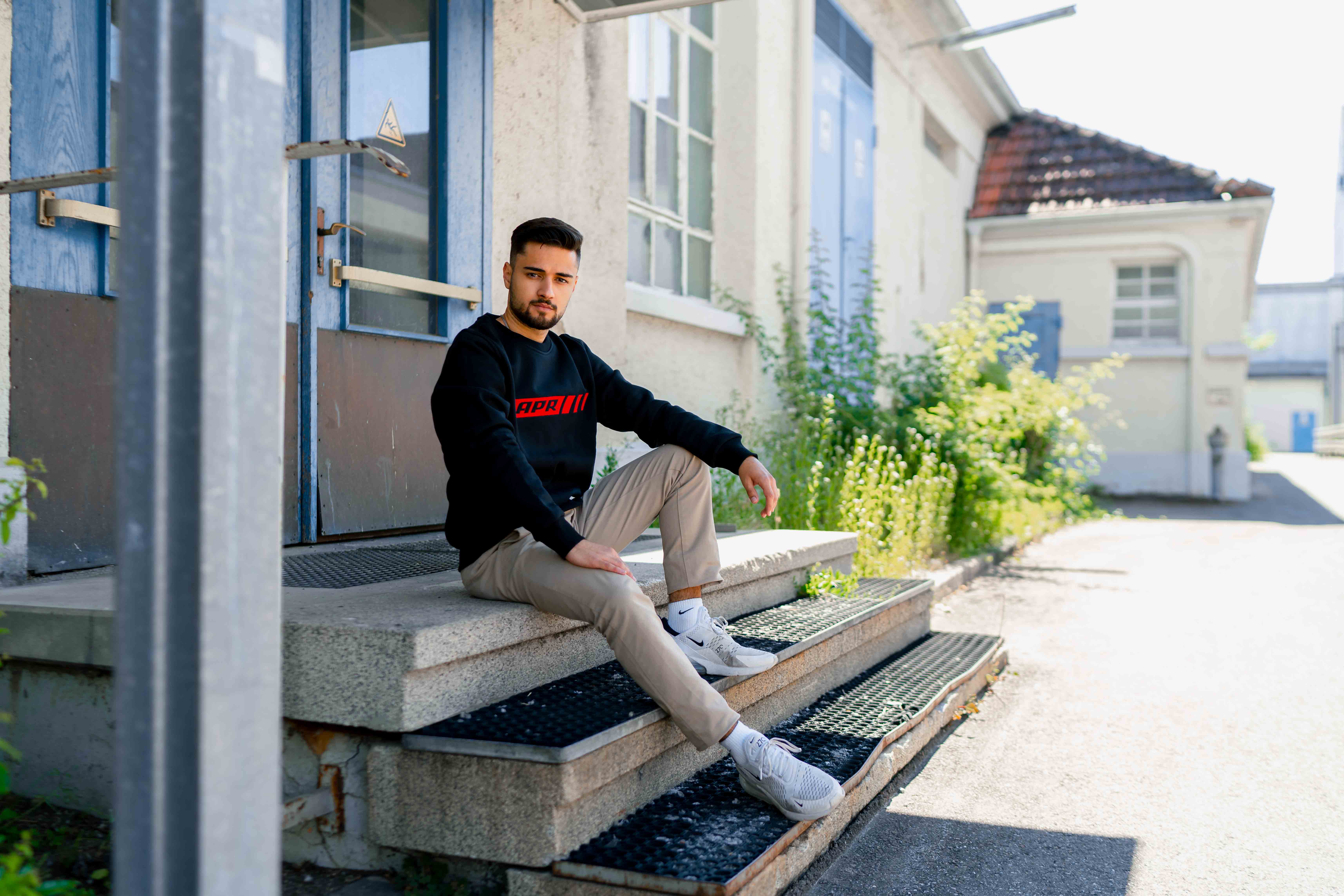  Premium APR Essentials Sweater Stick rot