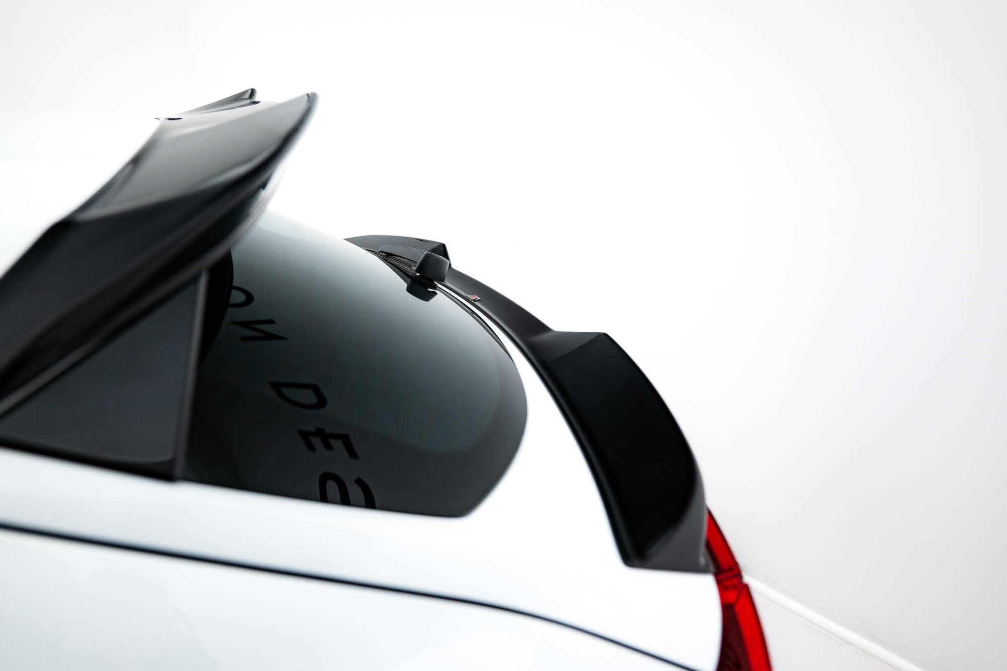 Maxton Niedriger Spoiler CAP 3D für Cupra Formentor Mk1 Facelift schwarz Hochglanz