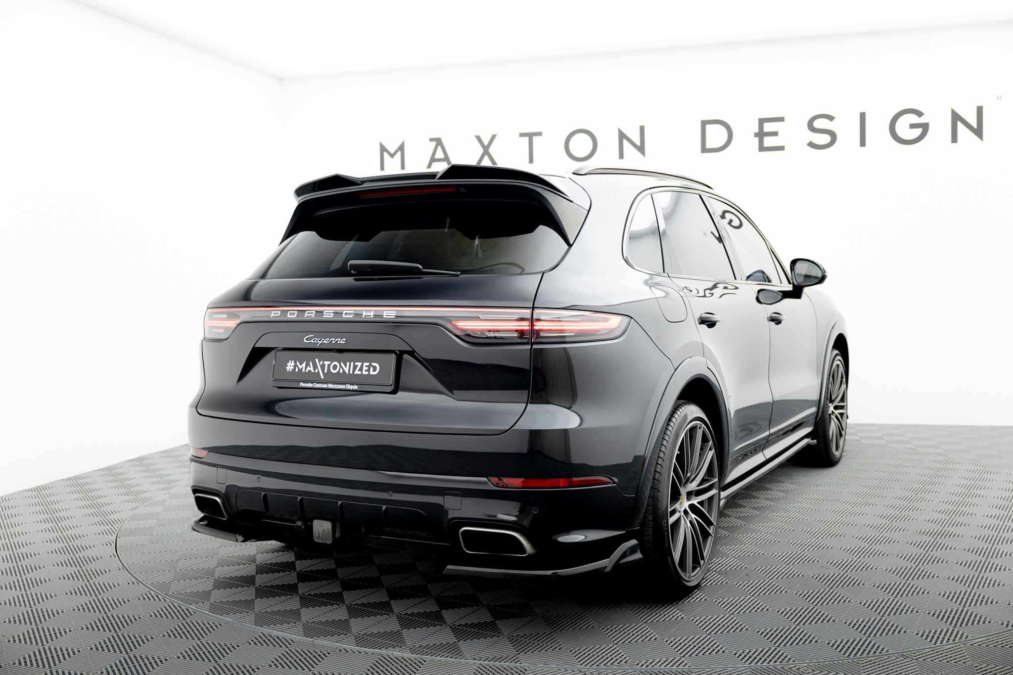 Maxton Heck Ansatz Flaps Diffusor für Porsche Cayenne Sport Design Mk3 schwarz Hochglanz