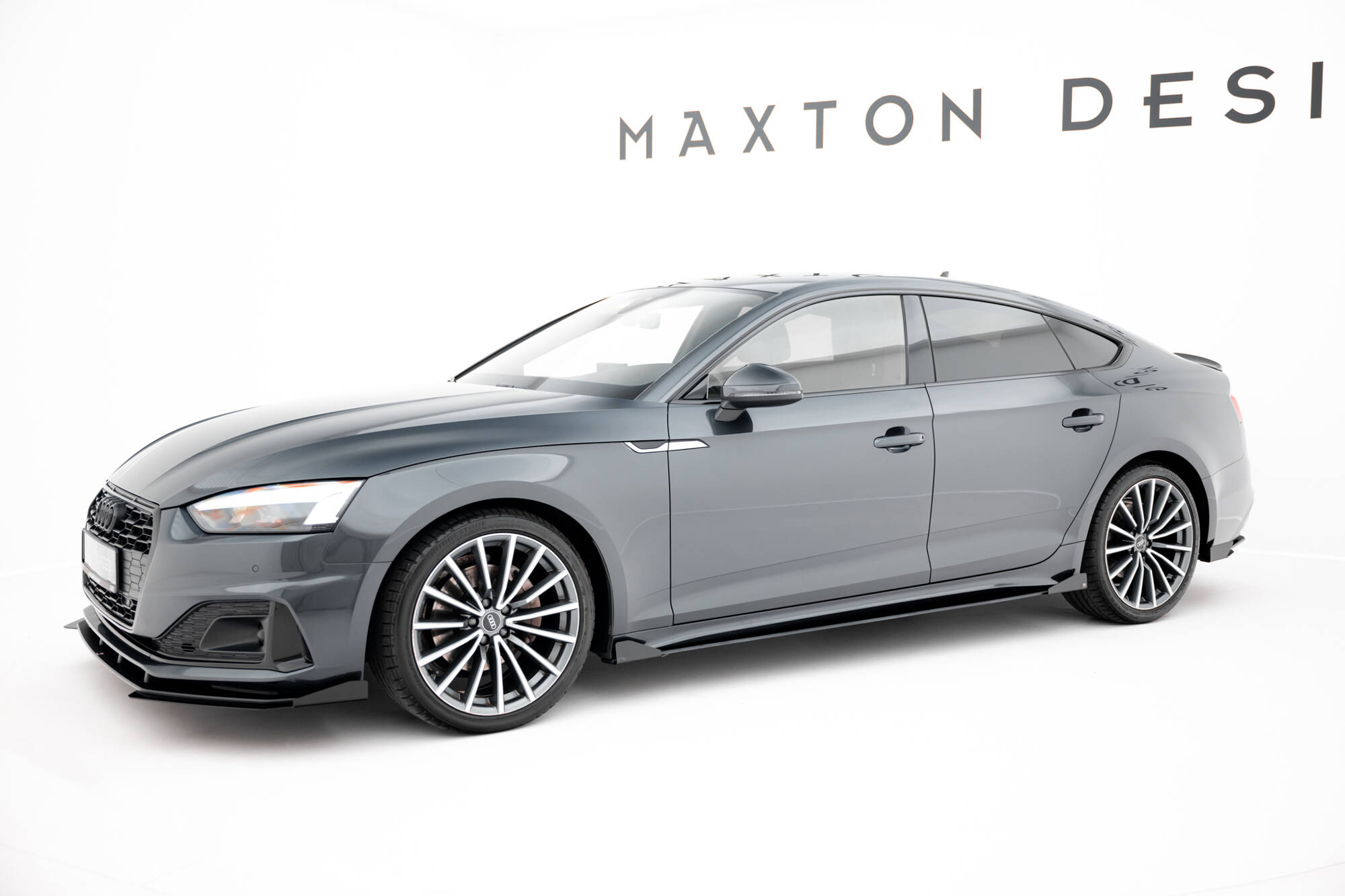 Maxton Street Pro Seitenschweller Ansatz + Flaps für Audi A5 Sportback F5 Facelift schwarz Hochglanz